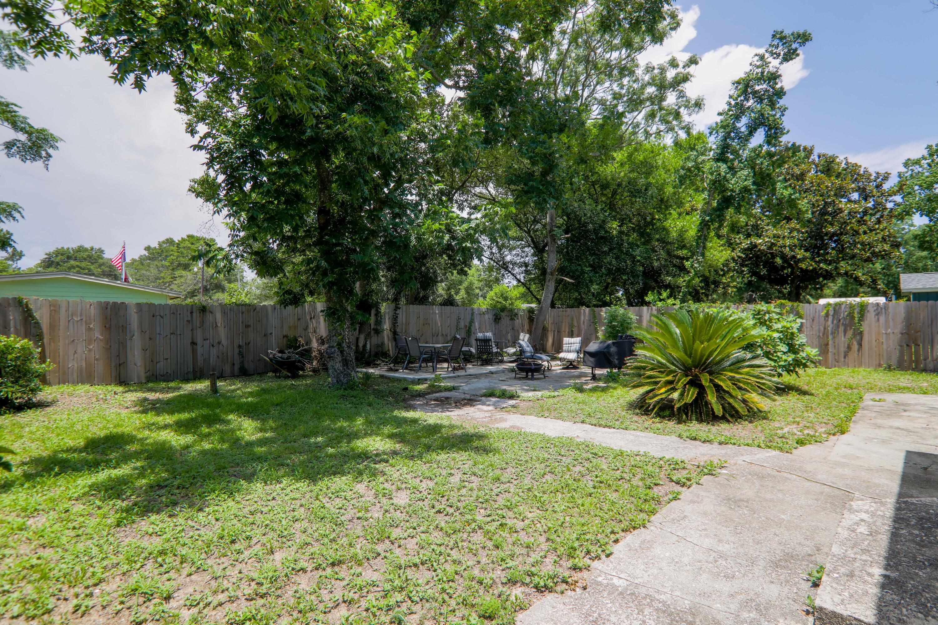 WINTHROP PLACE - Residential