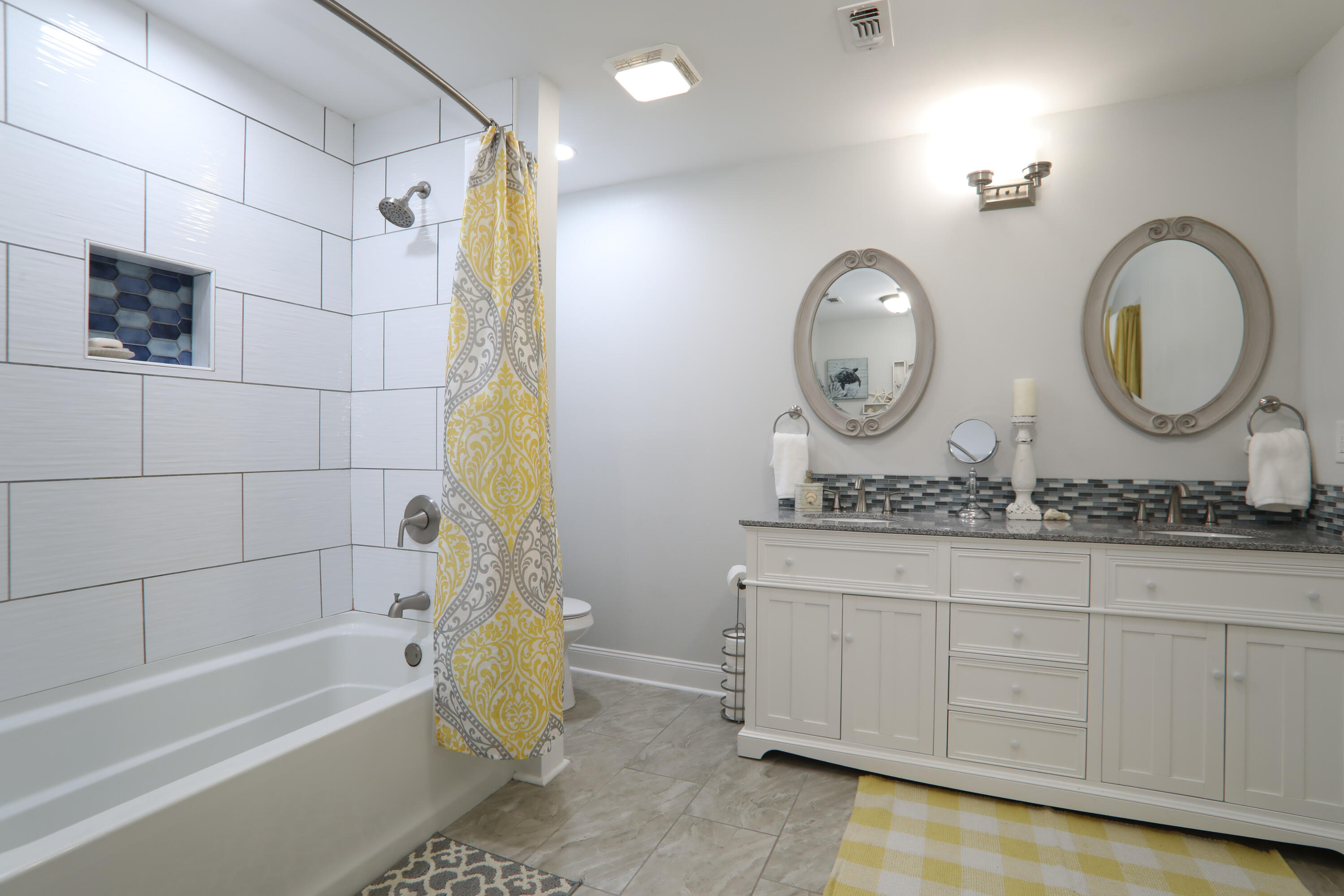 WINTHROP PLACE - Residential