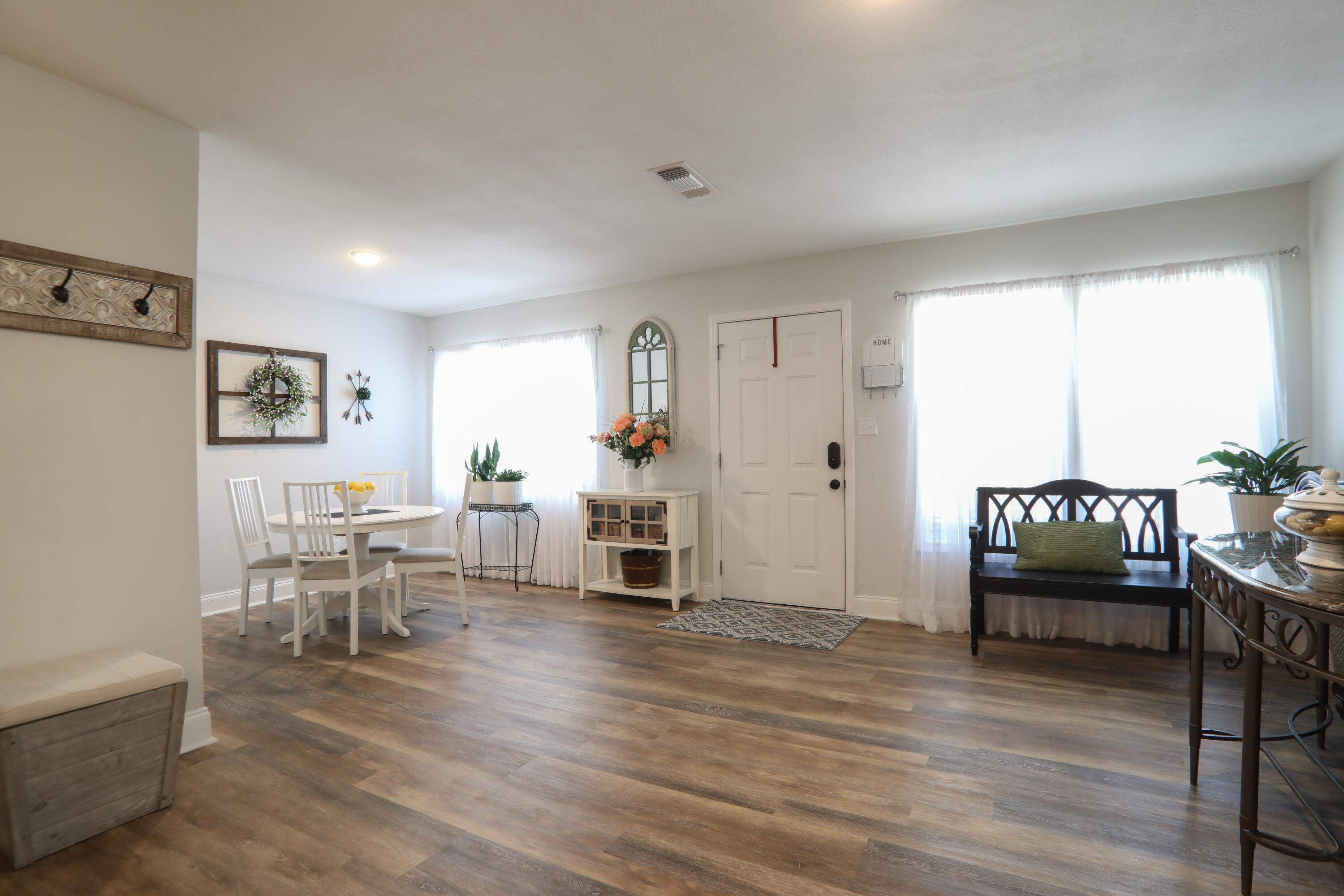 WINTHROP PLACE - Residential