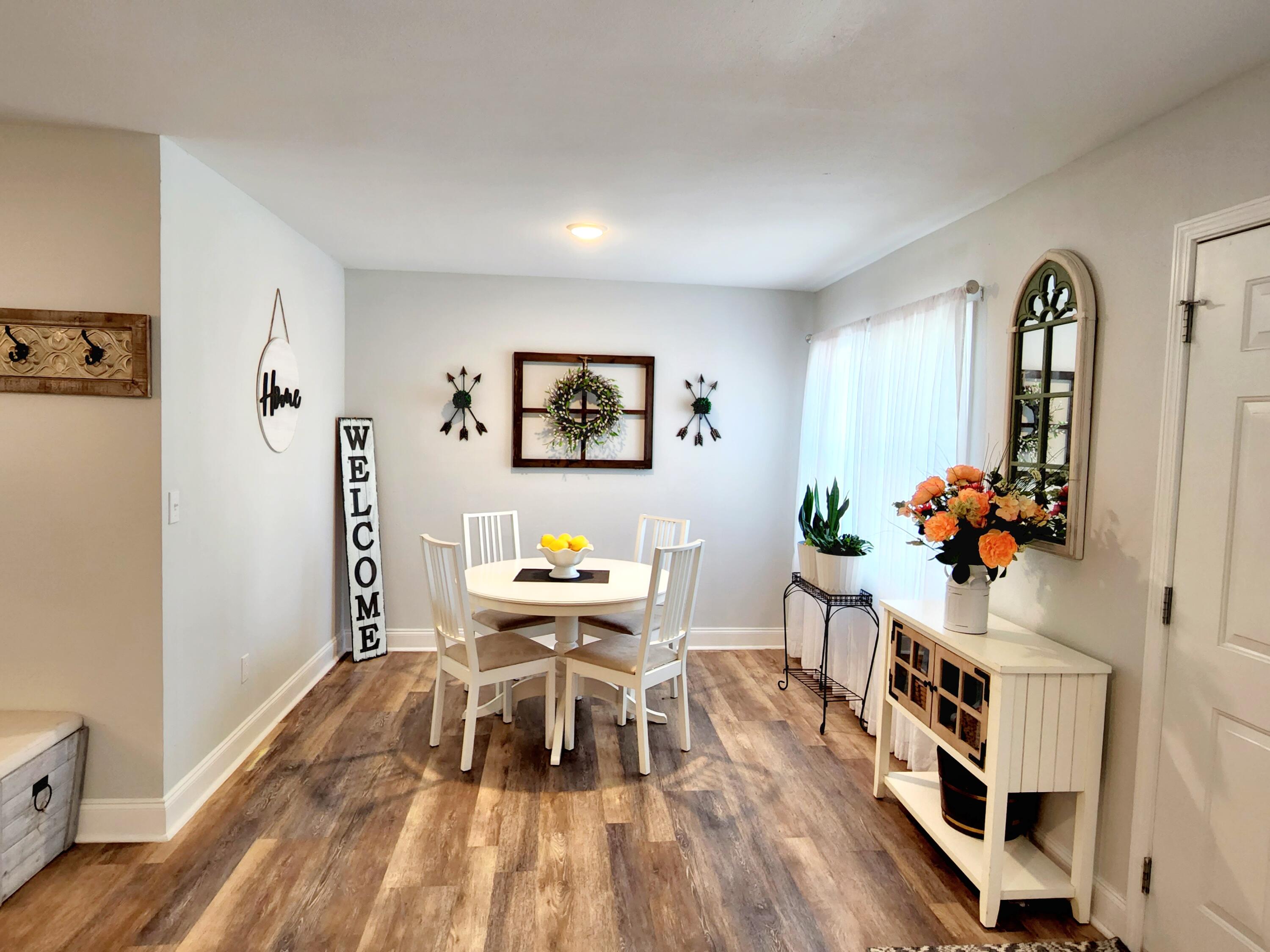 WINTHROP PLACE - Residential