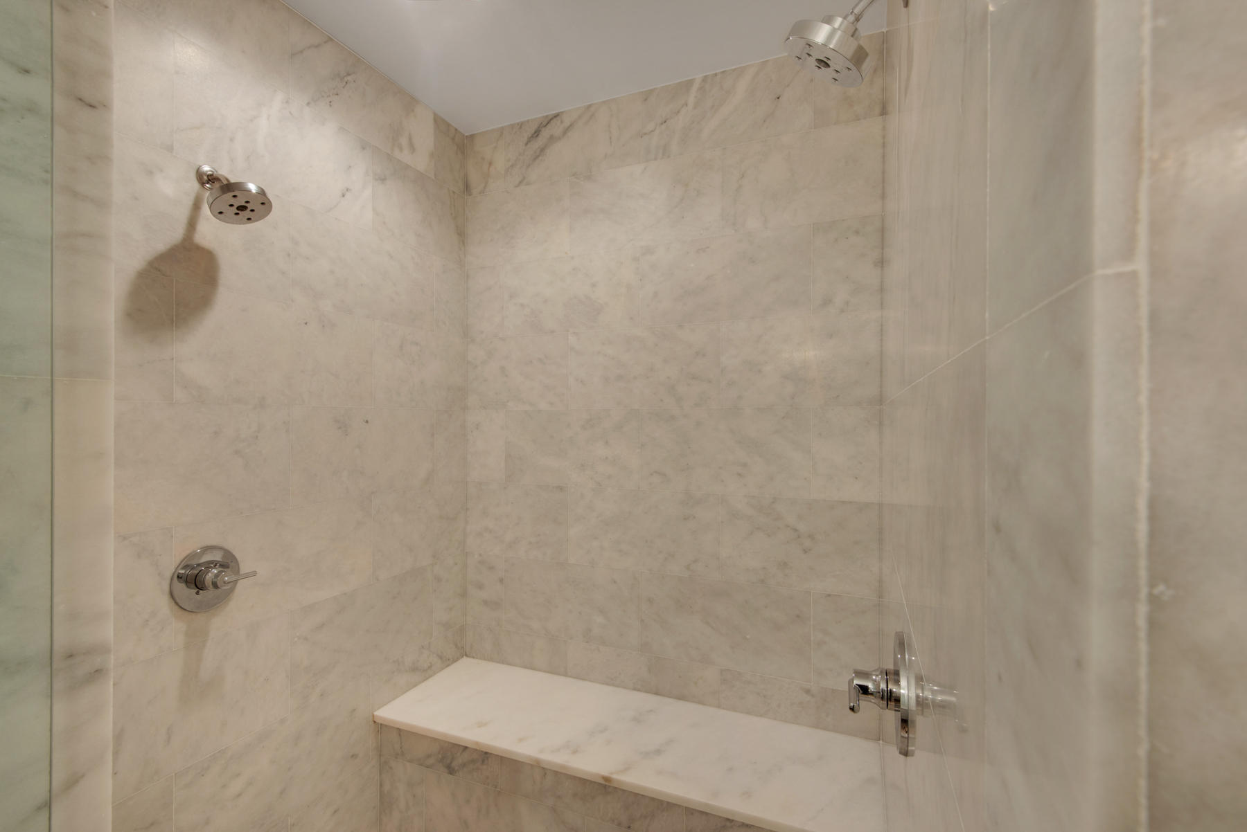 MAGNOLIA BEACH - Residential