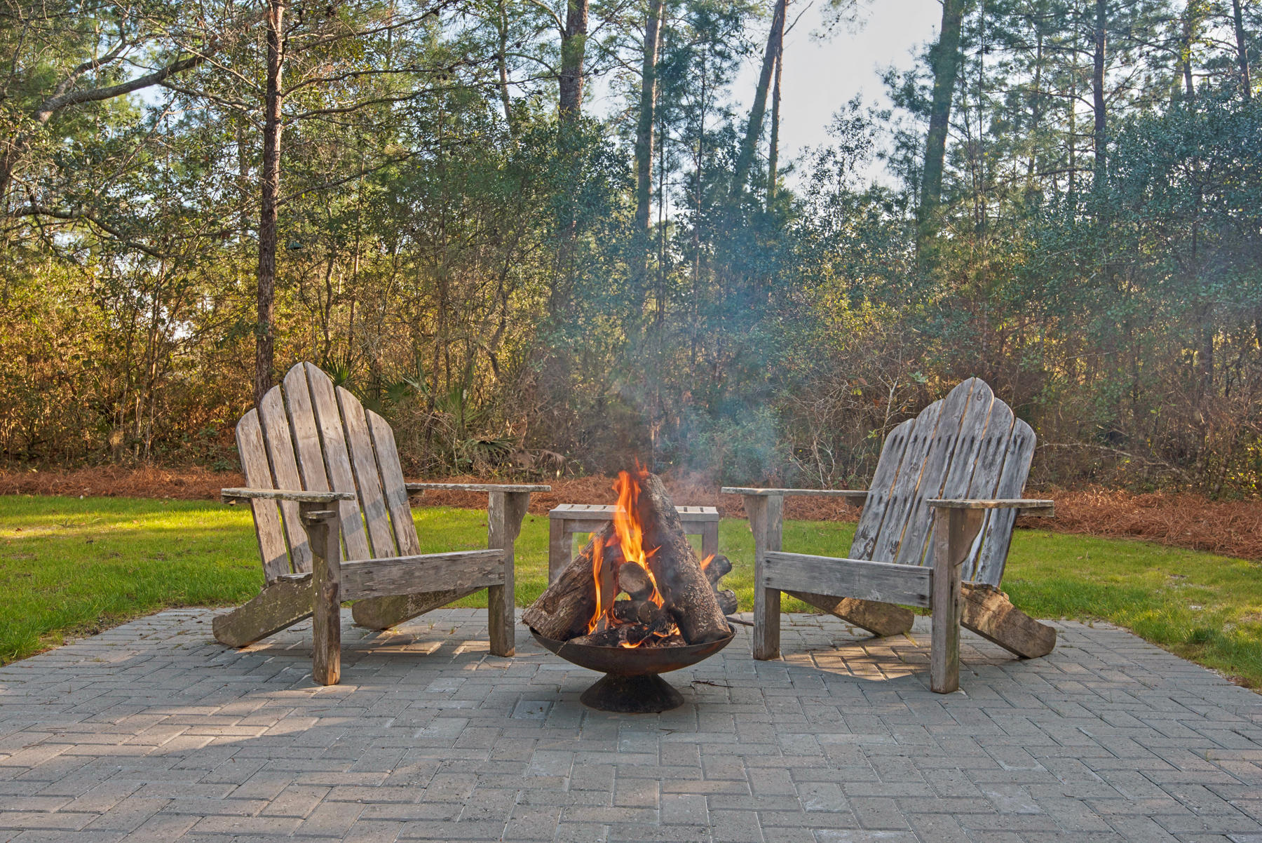 MAGNOLIA BEACH - Residential