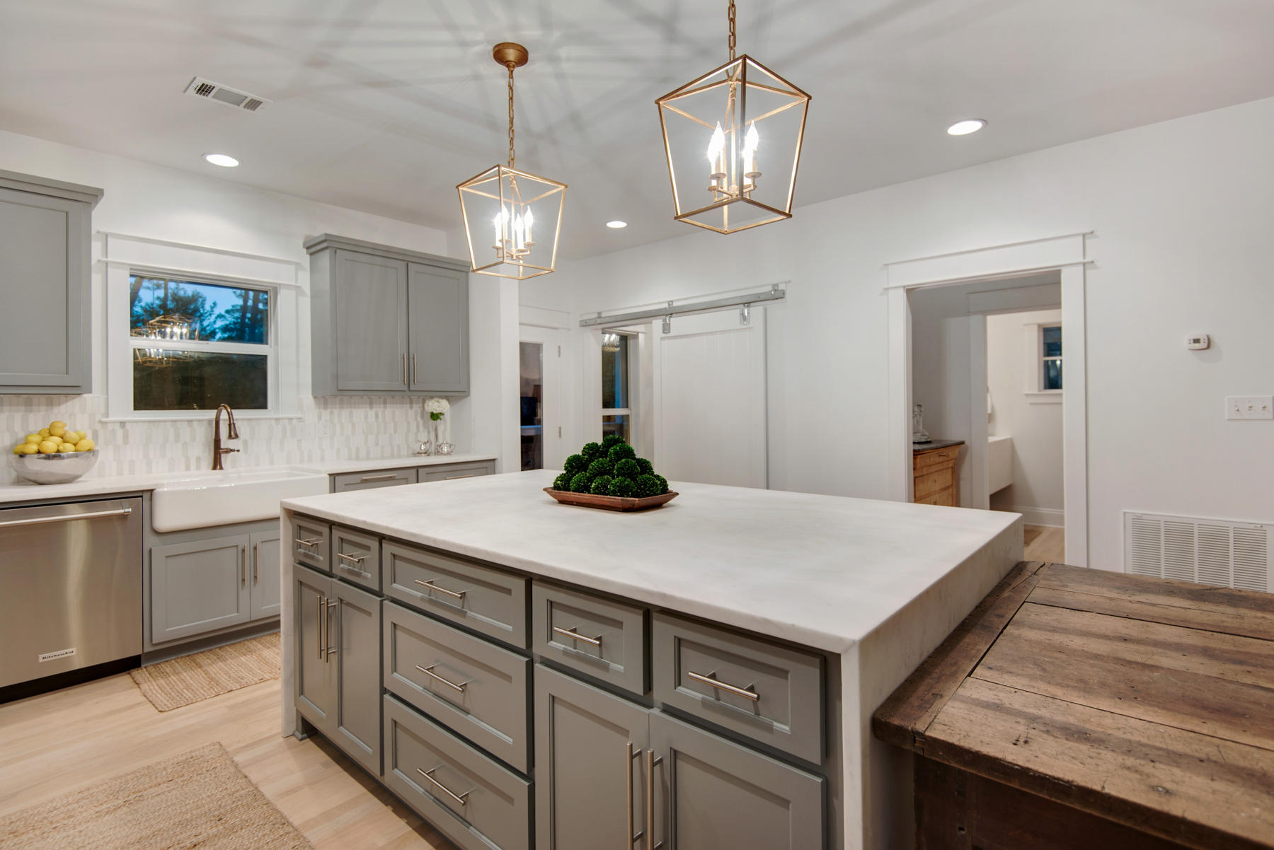 MAGNOLIA BEACH - Residential