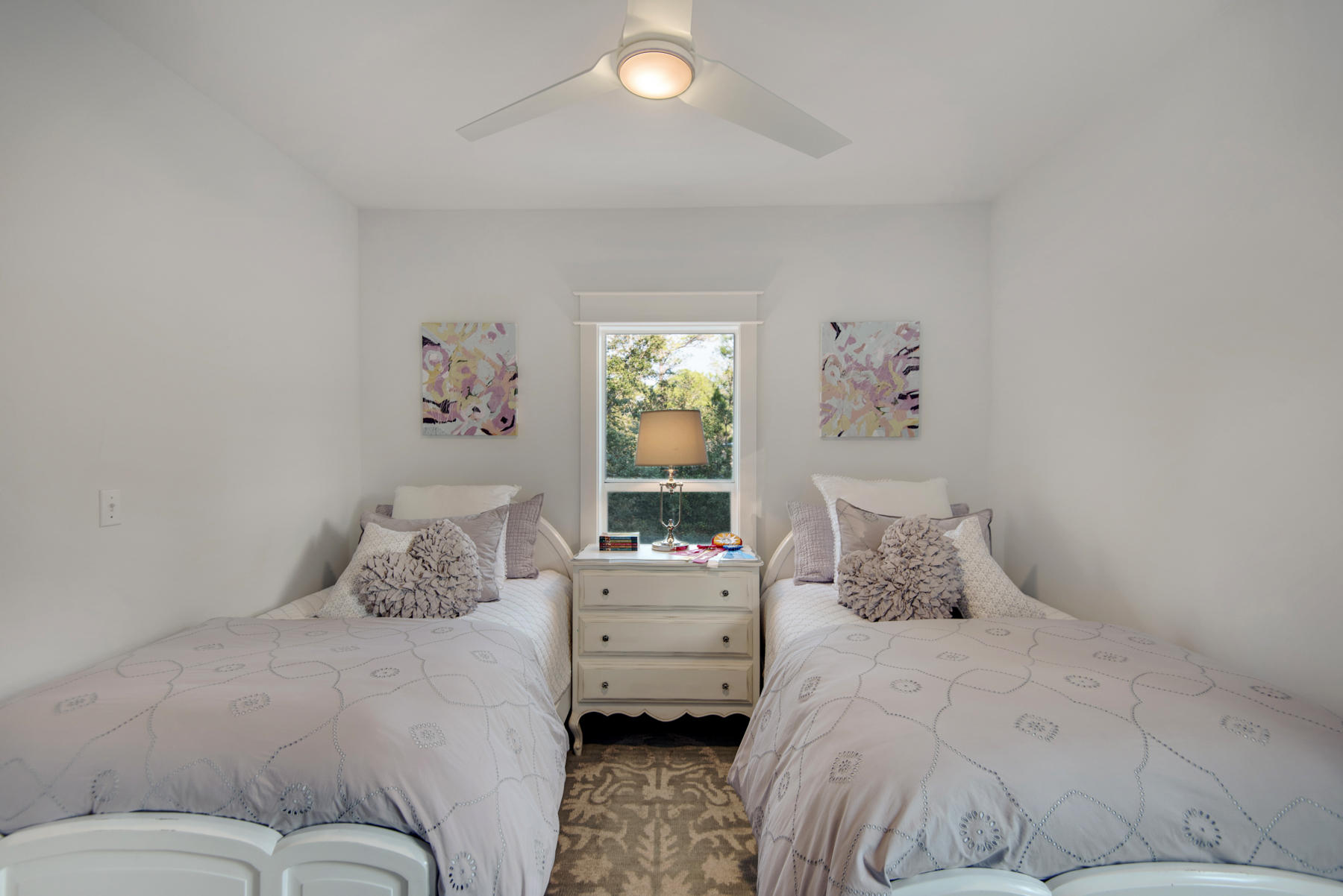 MAGNOLIA BEACH - Residential