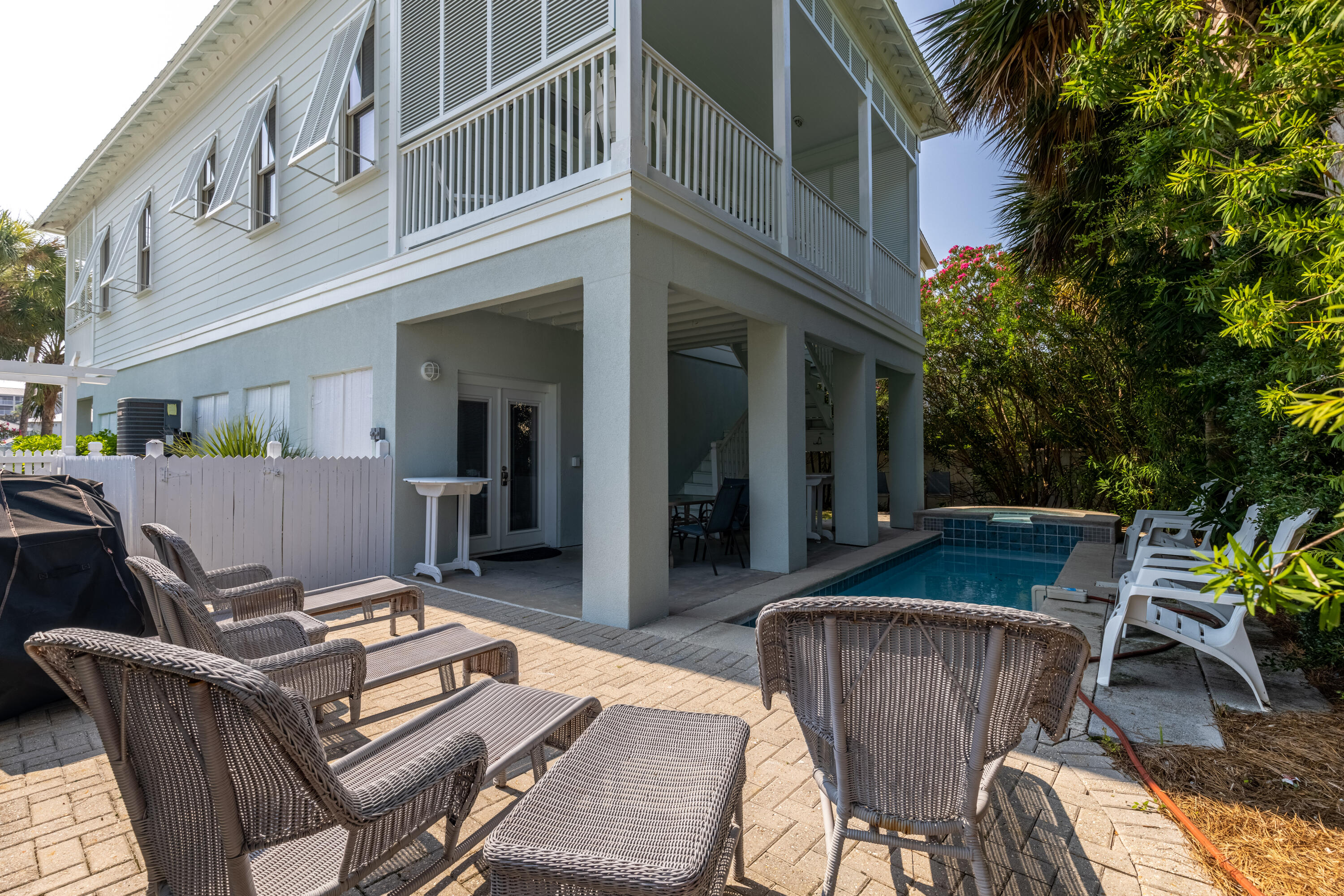 DESTIN POINTE - Residential