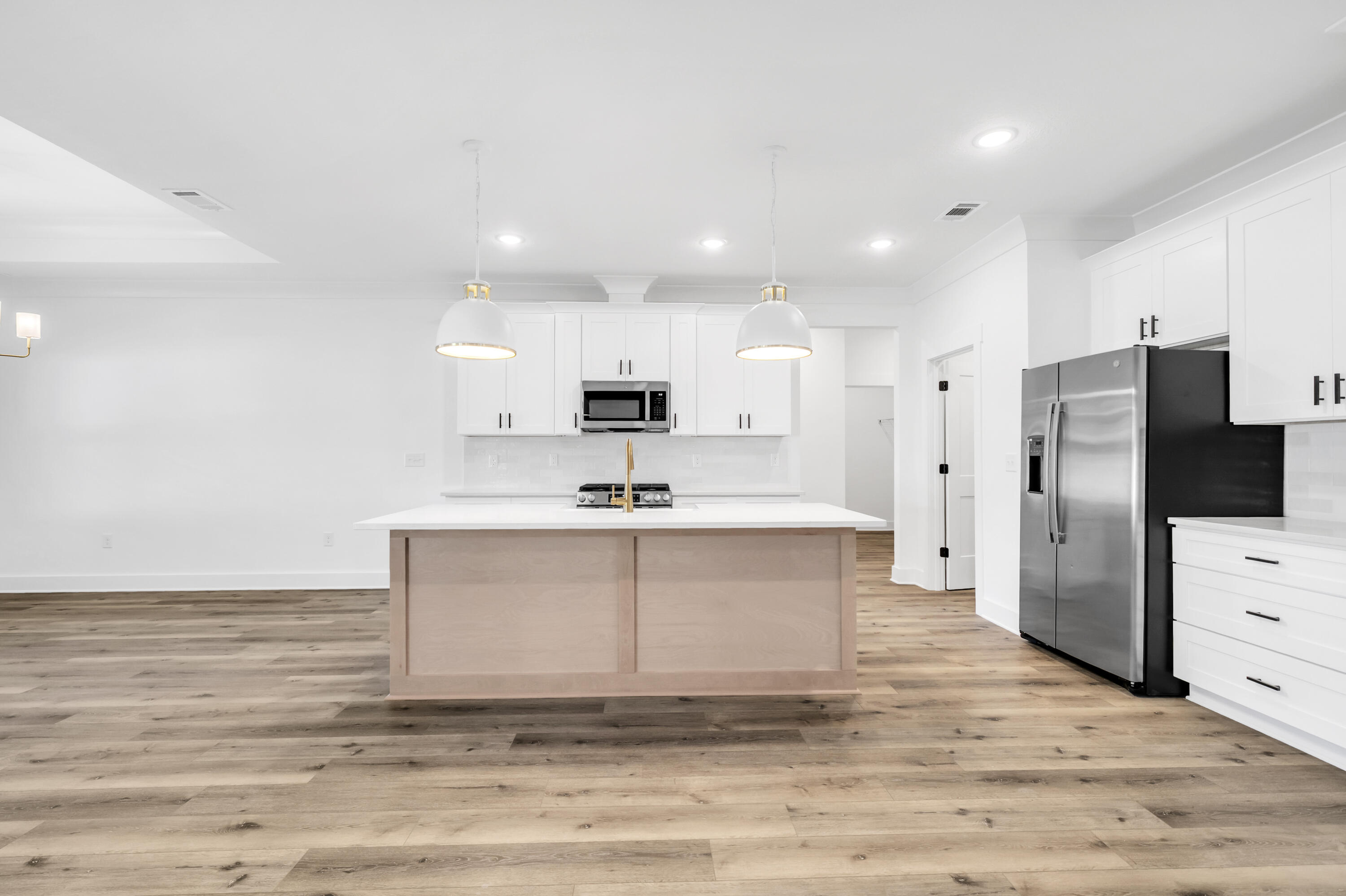 SANTASIA PARK LOT 25 BLK B - Residential