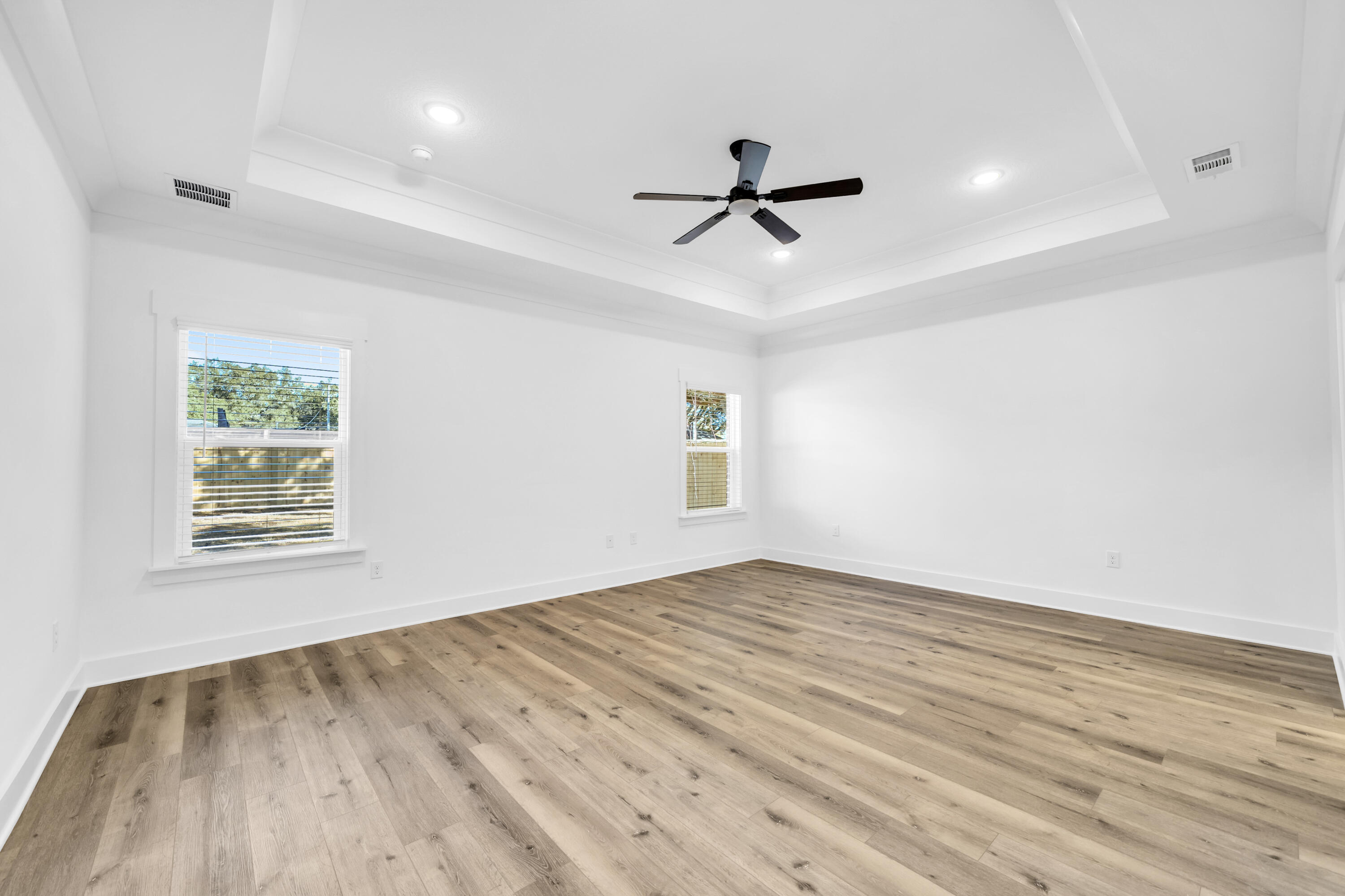 SANTASIA PARK LOT 25 BLK B - Residential