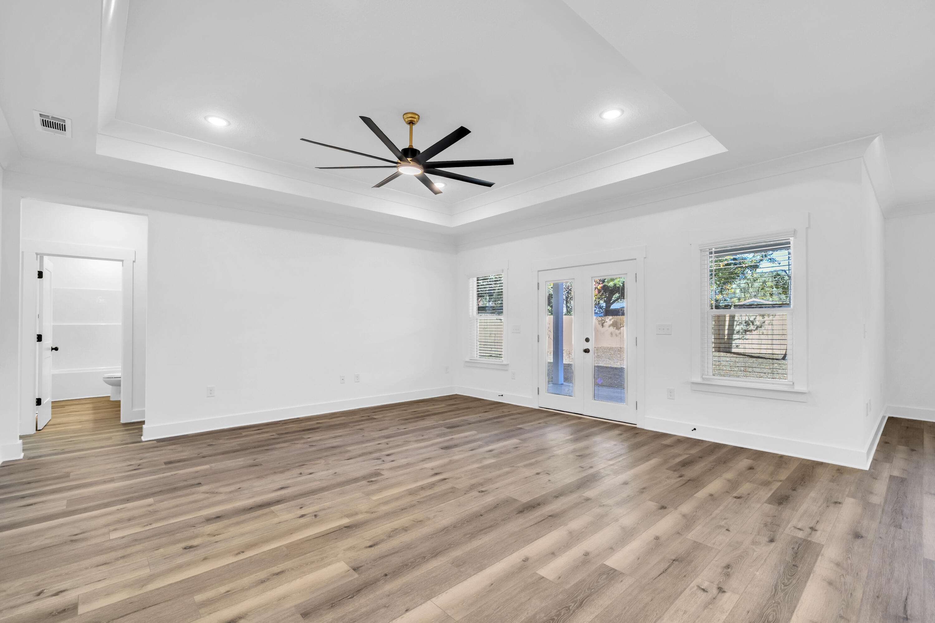 SANTASIA PARK LOT 25 BLK B - Residential