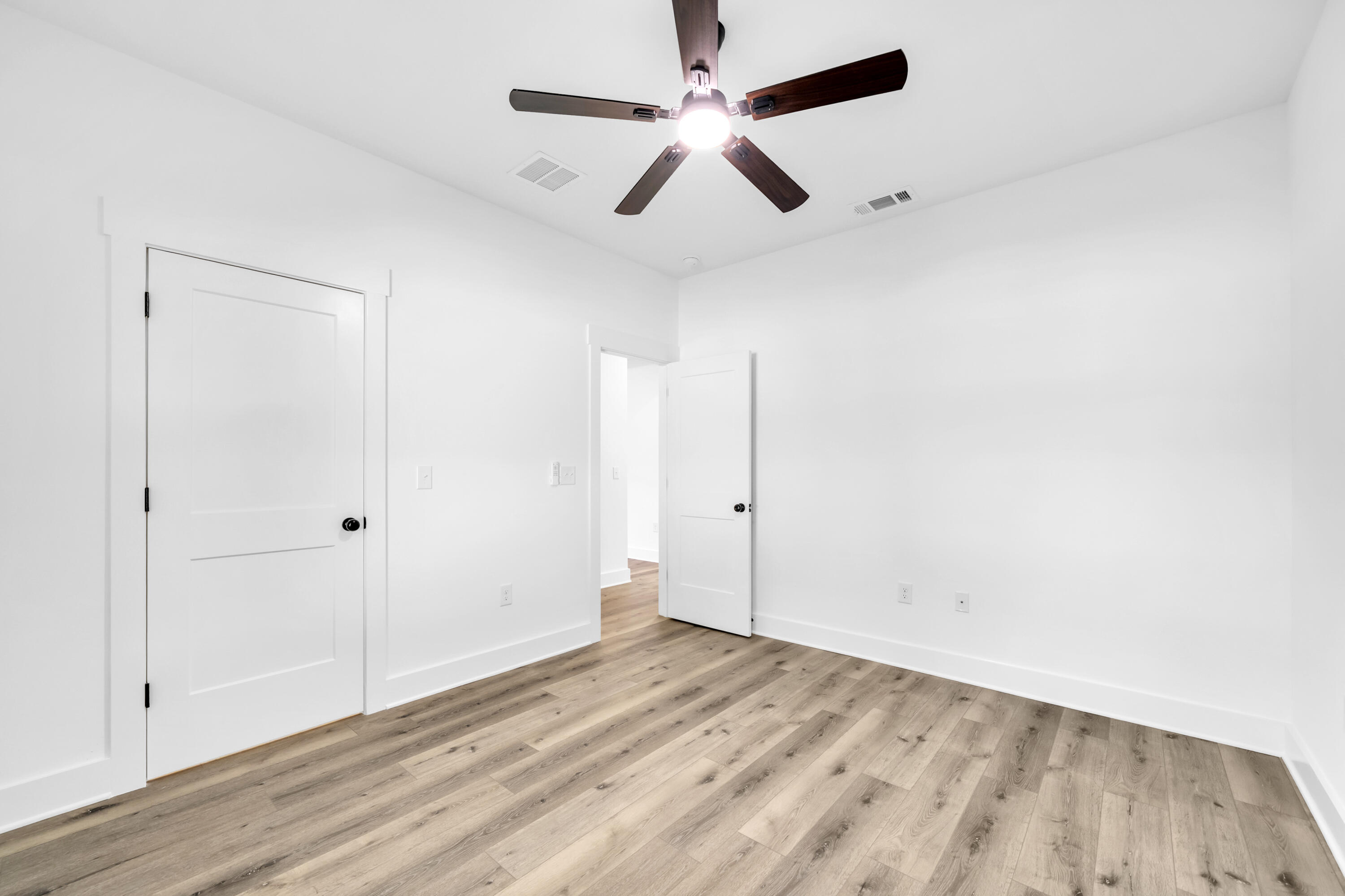 SANTASIA PARK LOT 25 BLK B - Residential