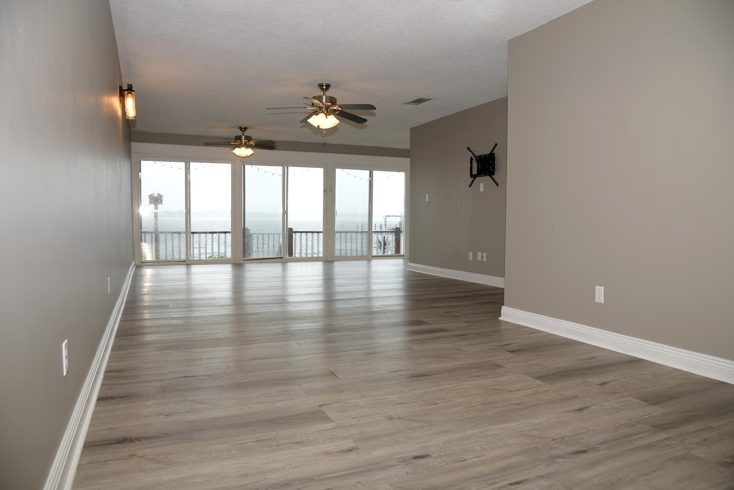 GARNIERS CAY T/H - Residential Lease