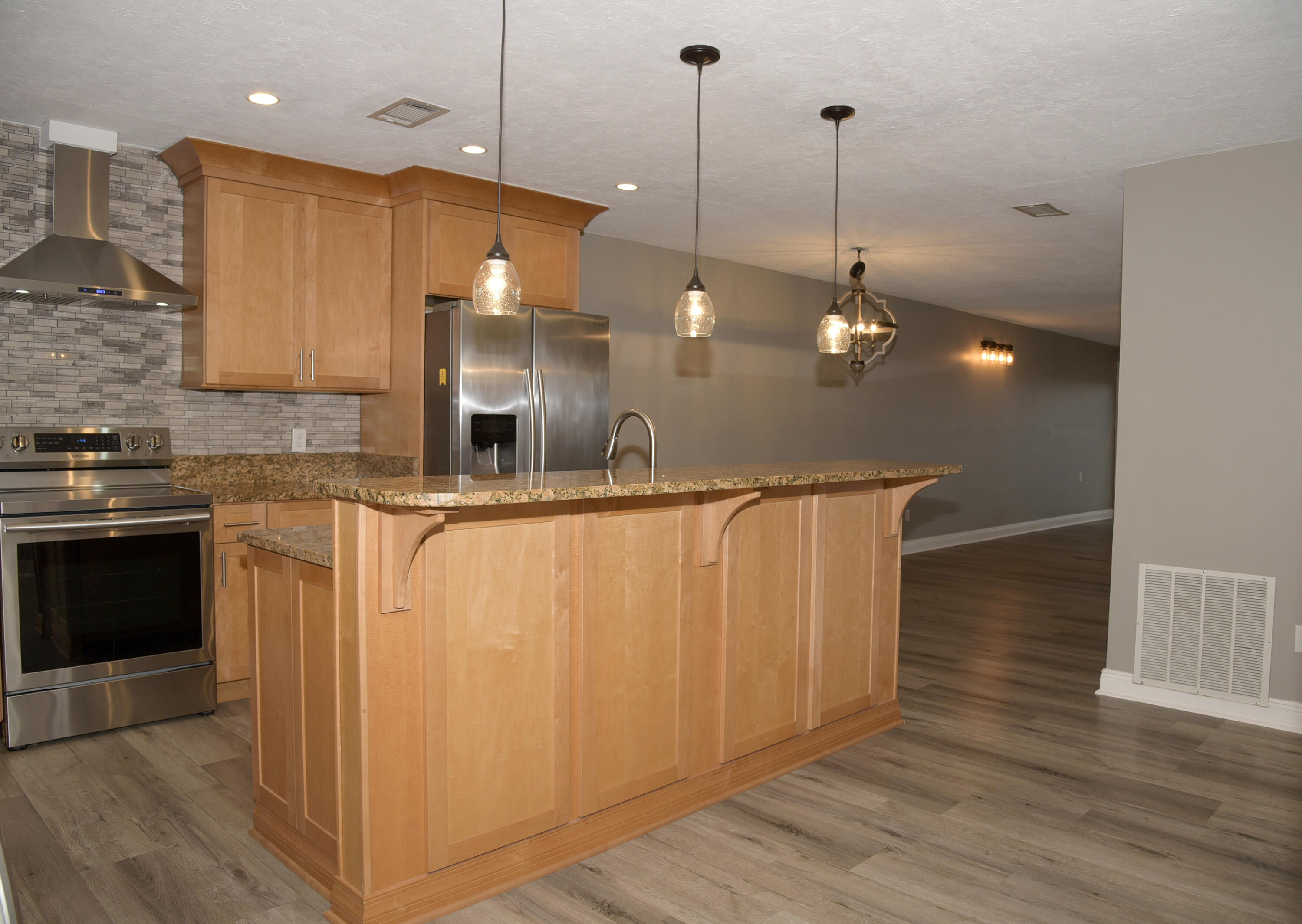 GARNIERS CAY T/H - Residential Lease