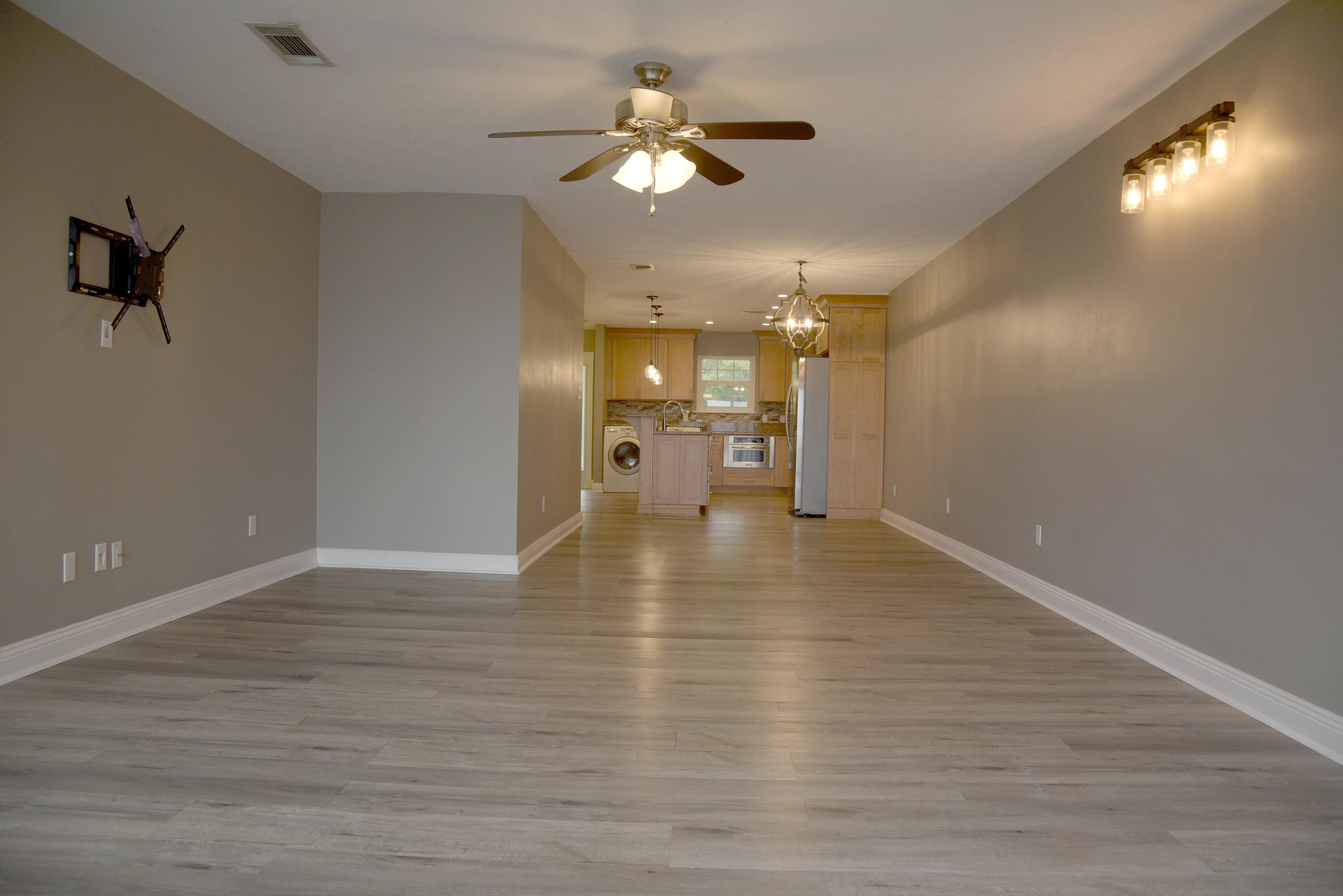 GARNIERS CAY T/H - Residential Lease