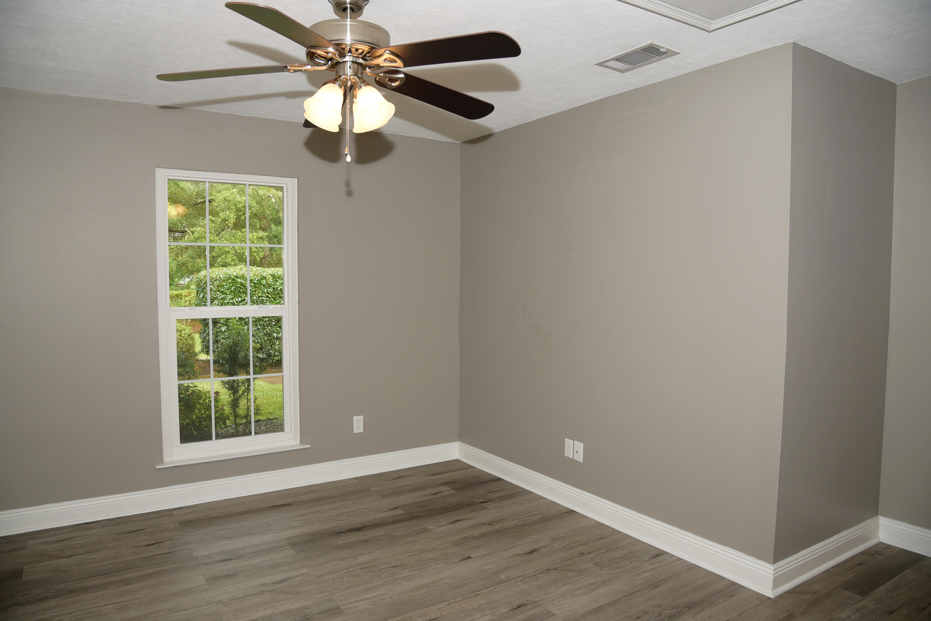 GARNIERS CAY T/H - Residential Lease