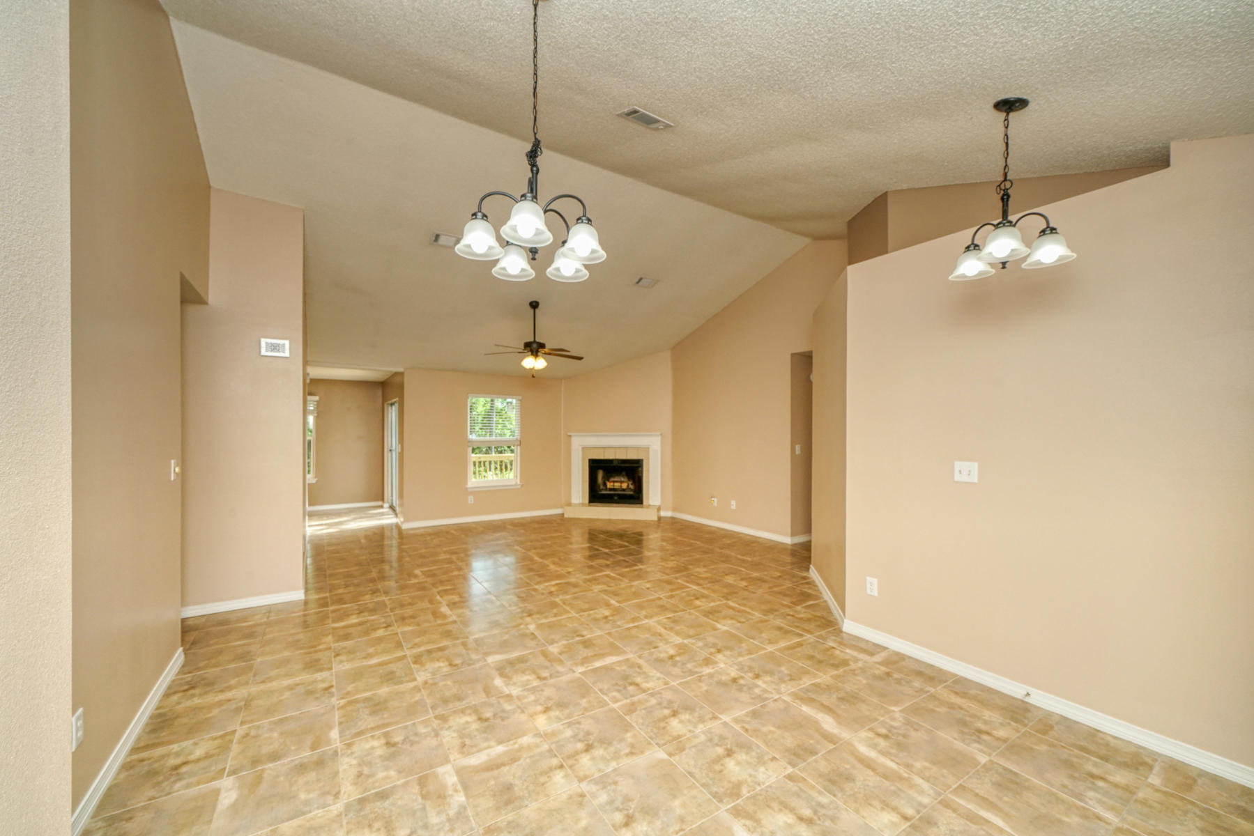 TURKEY-CREEK ESTATES - Residential