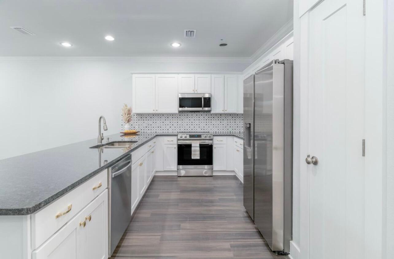 Ainsley Parc - Residential Lease
