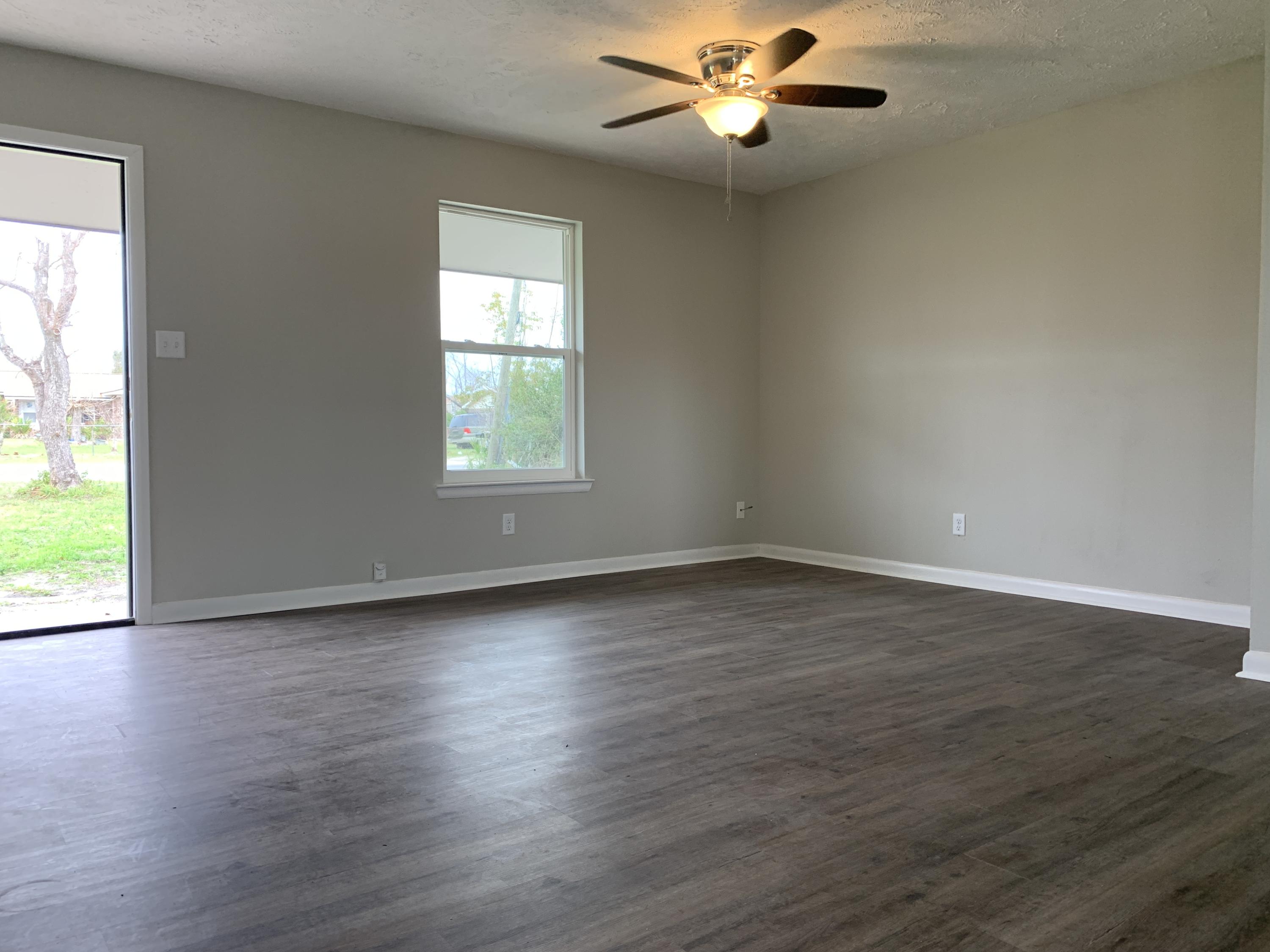 TOWN AND COUNTRY ESTATES - Residential