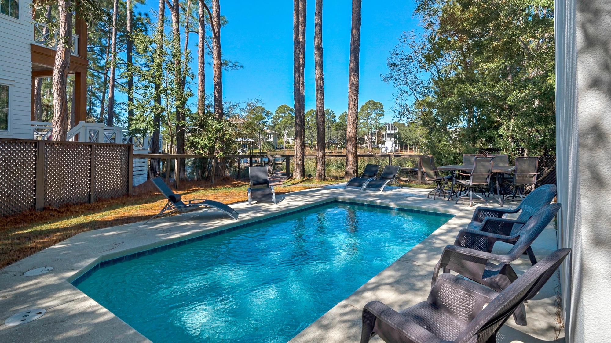 LAKEWOOD OF SEAGROVE BEACH - Residential