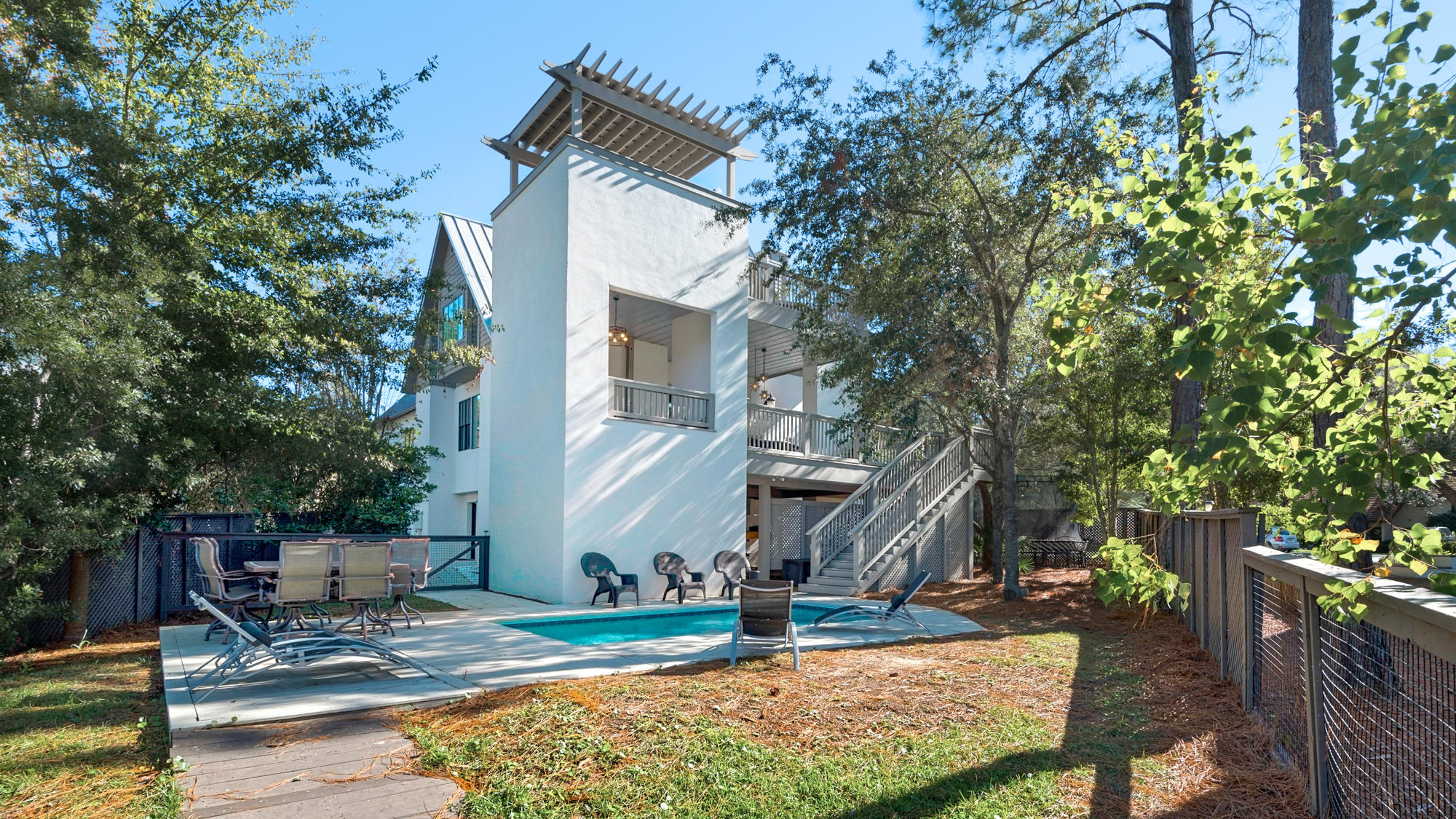 LAKEWOOD OF SEAGROVE BEACH - Residential