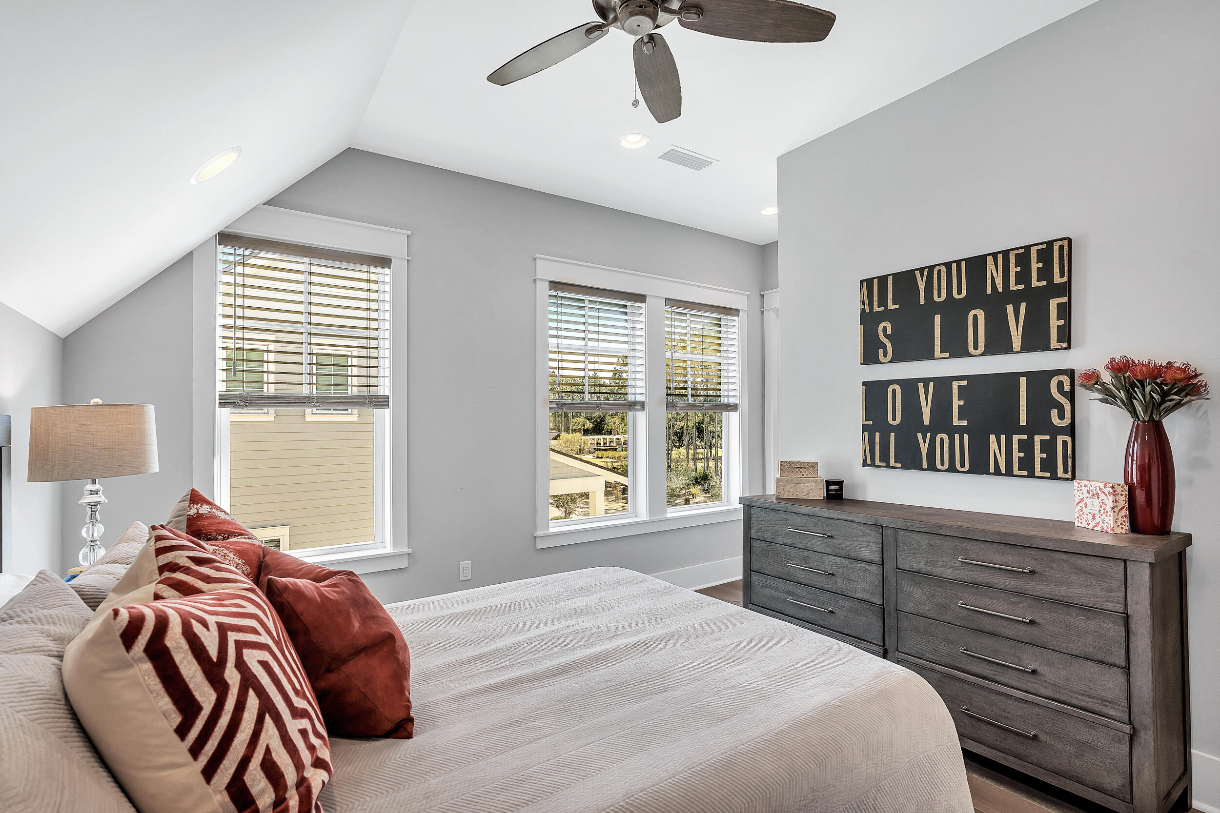 WATERSOUND ORIGINS - Residential