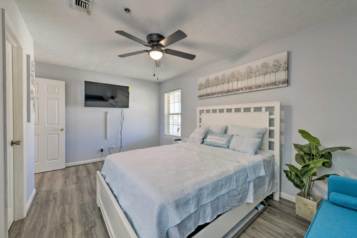 HORIZON SOUTH 19 CONDO - Residential