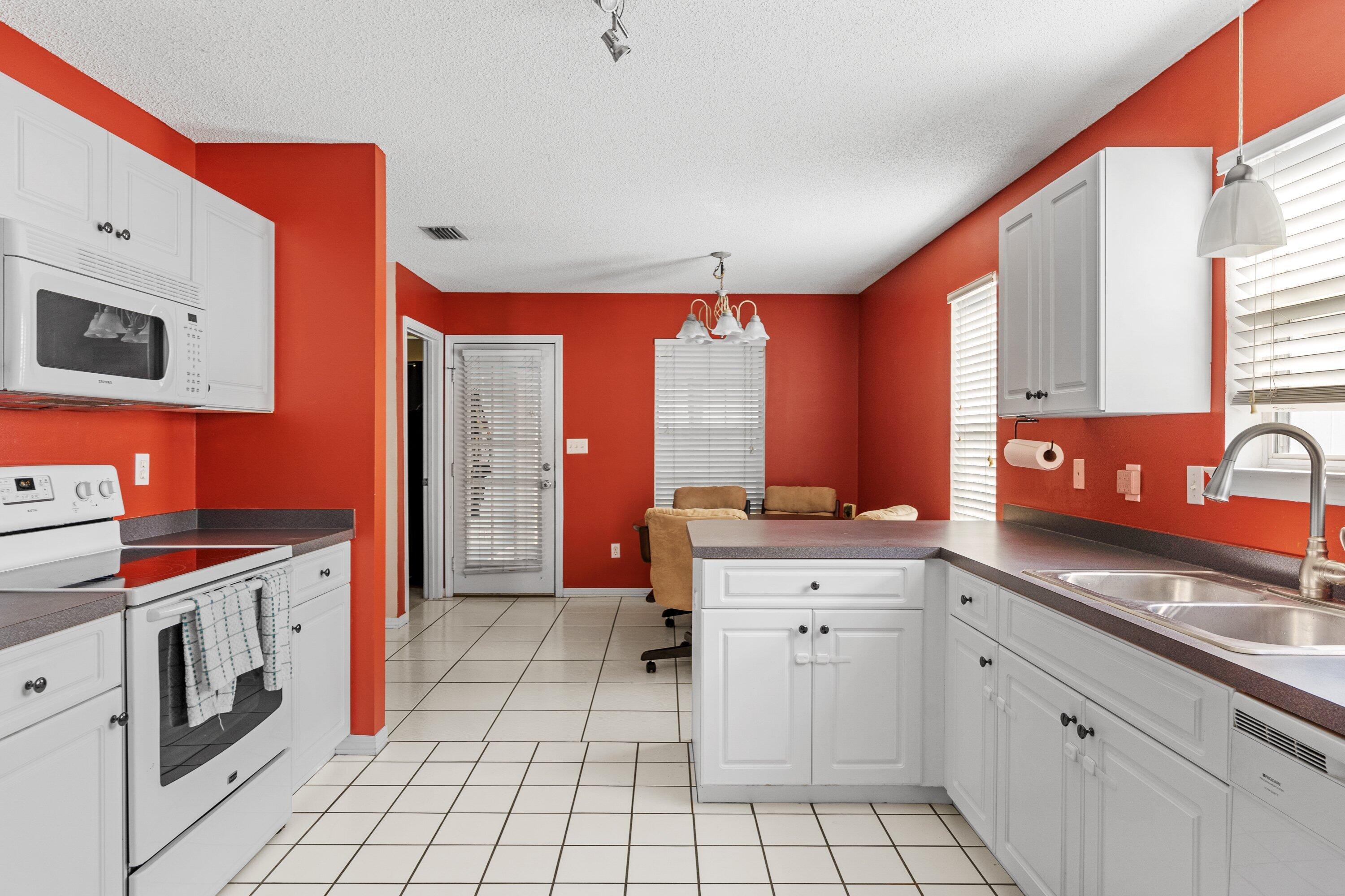 SOUTHERN PINES - Residential