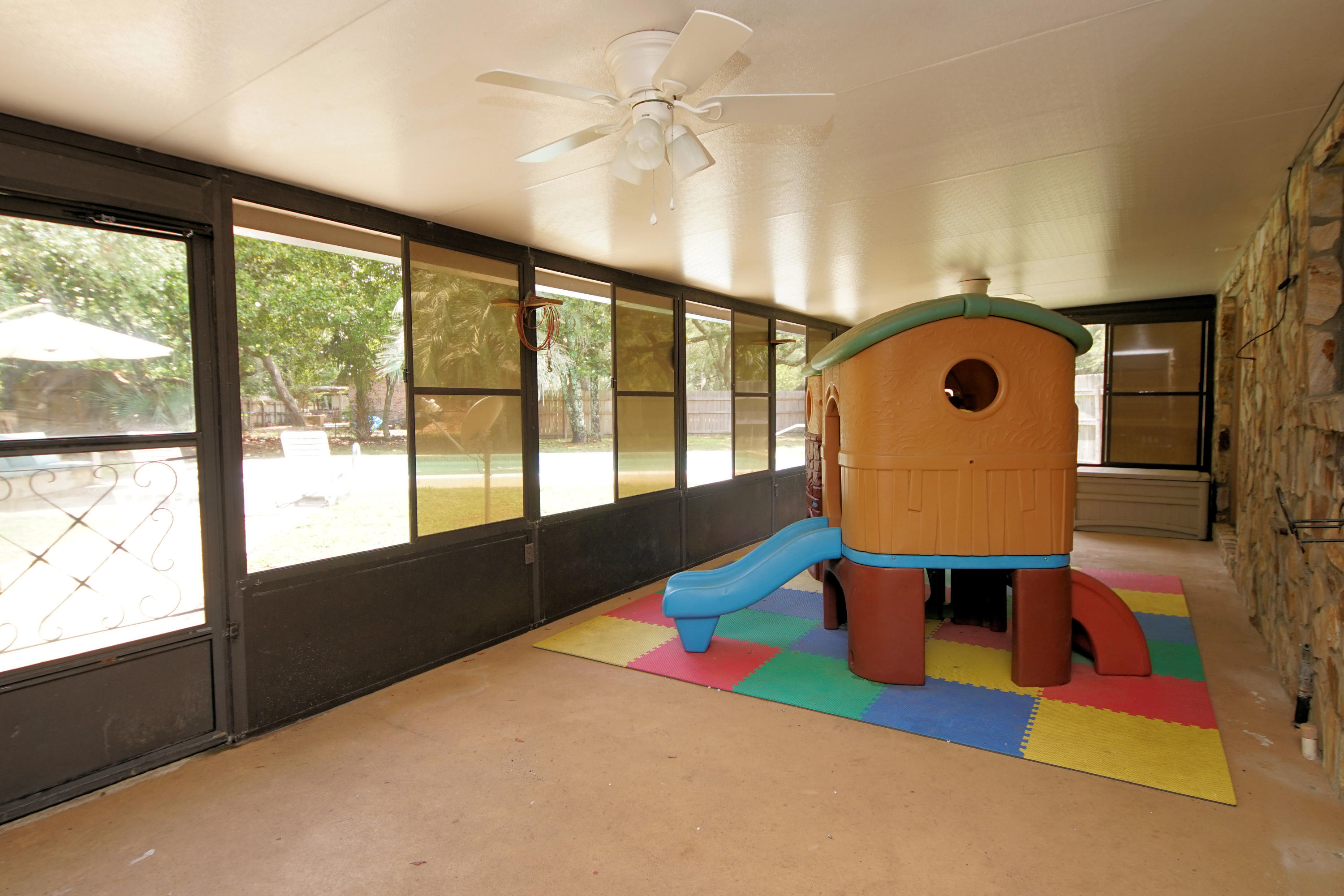 Poquito Bayou - Residential