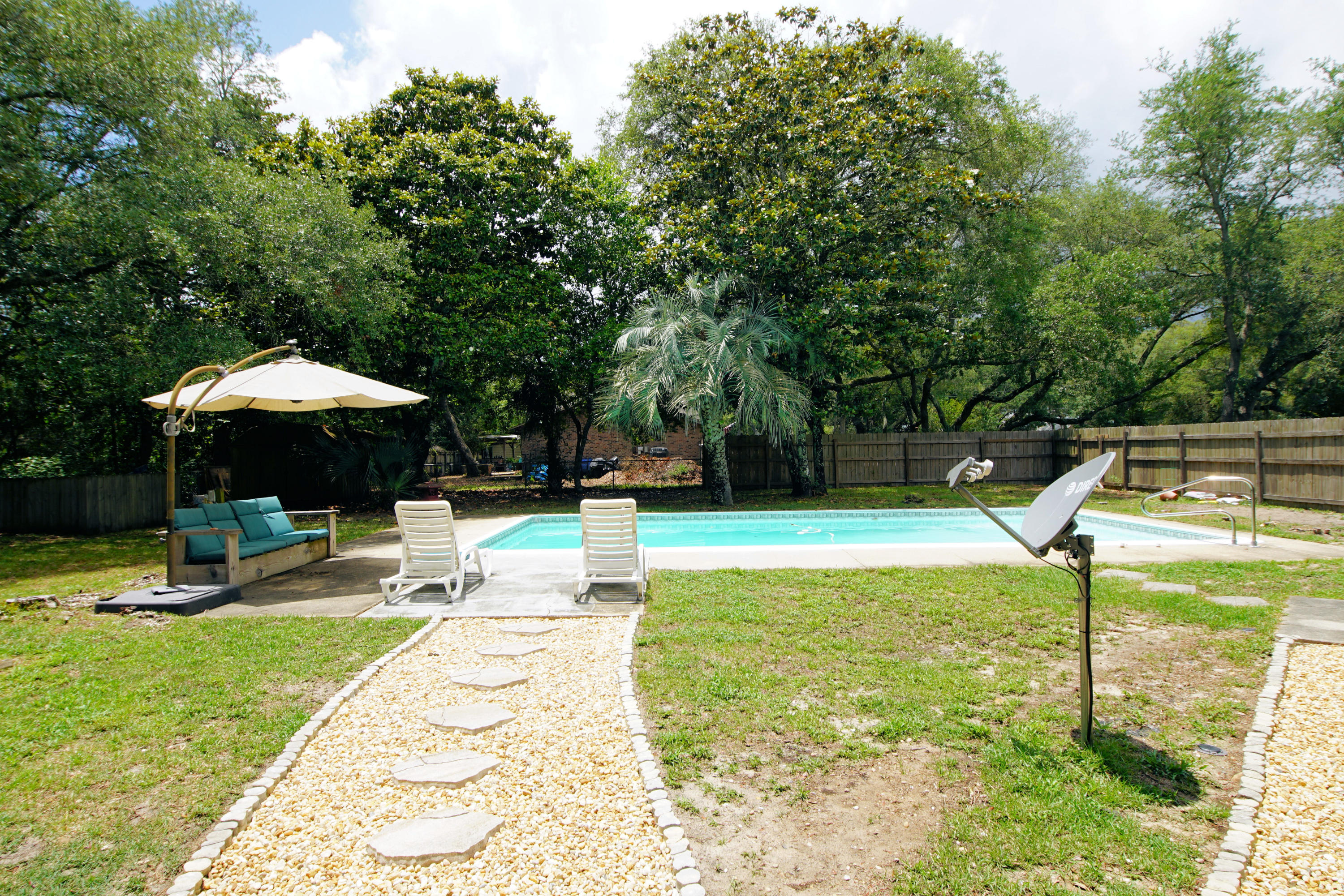 Poquito Bayou - Residential