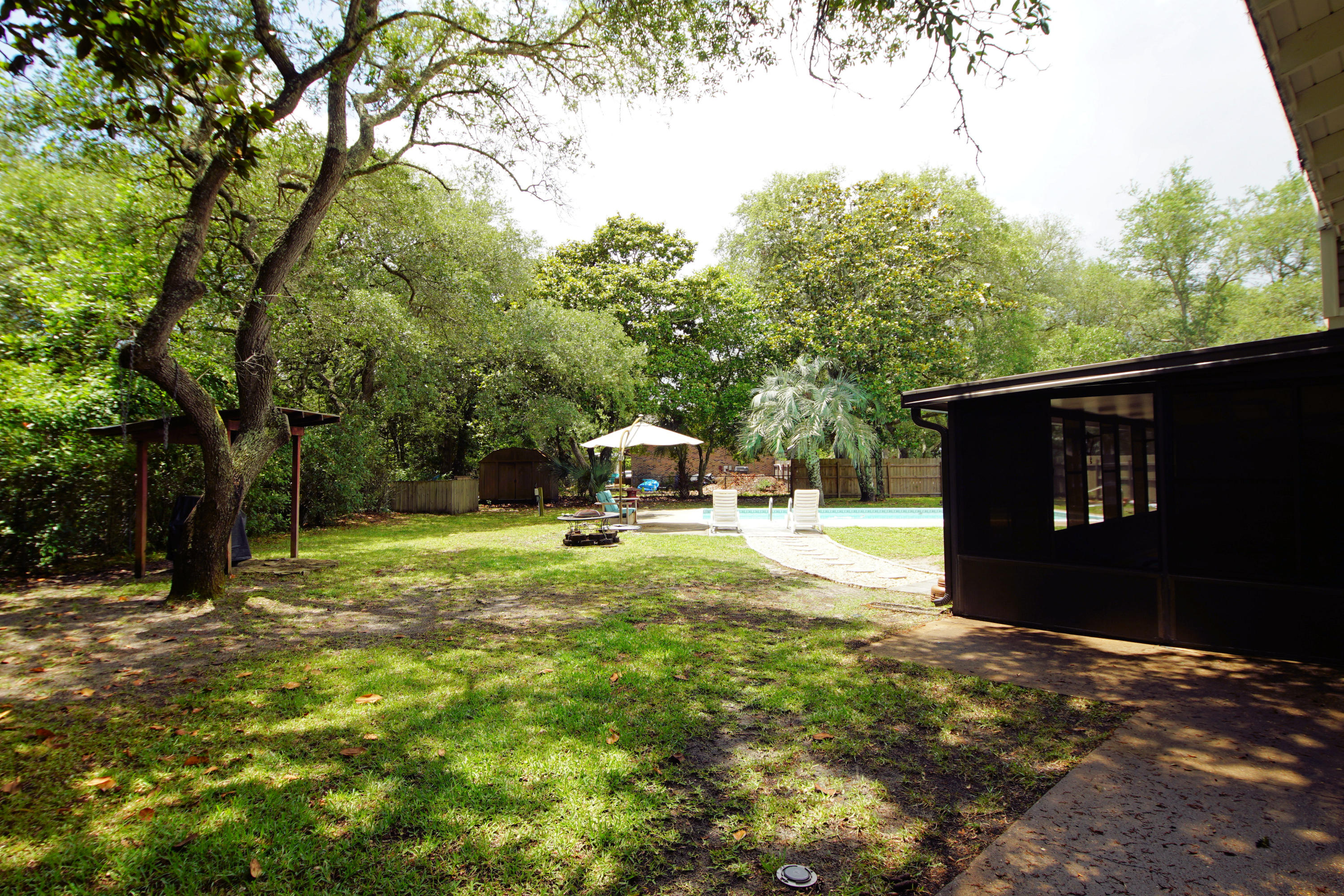 Poquito Bayou - Residential