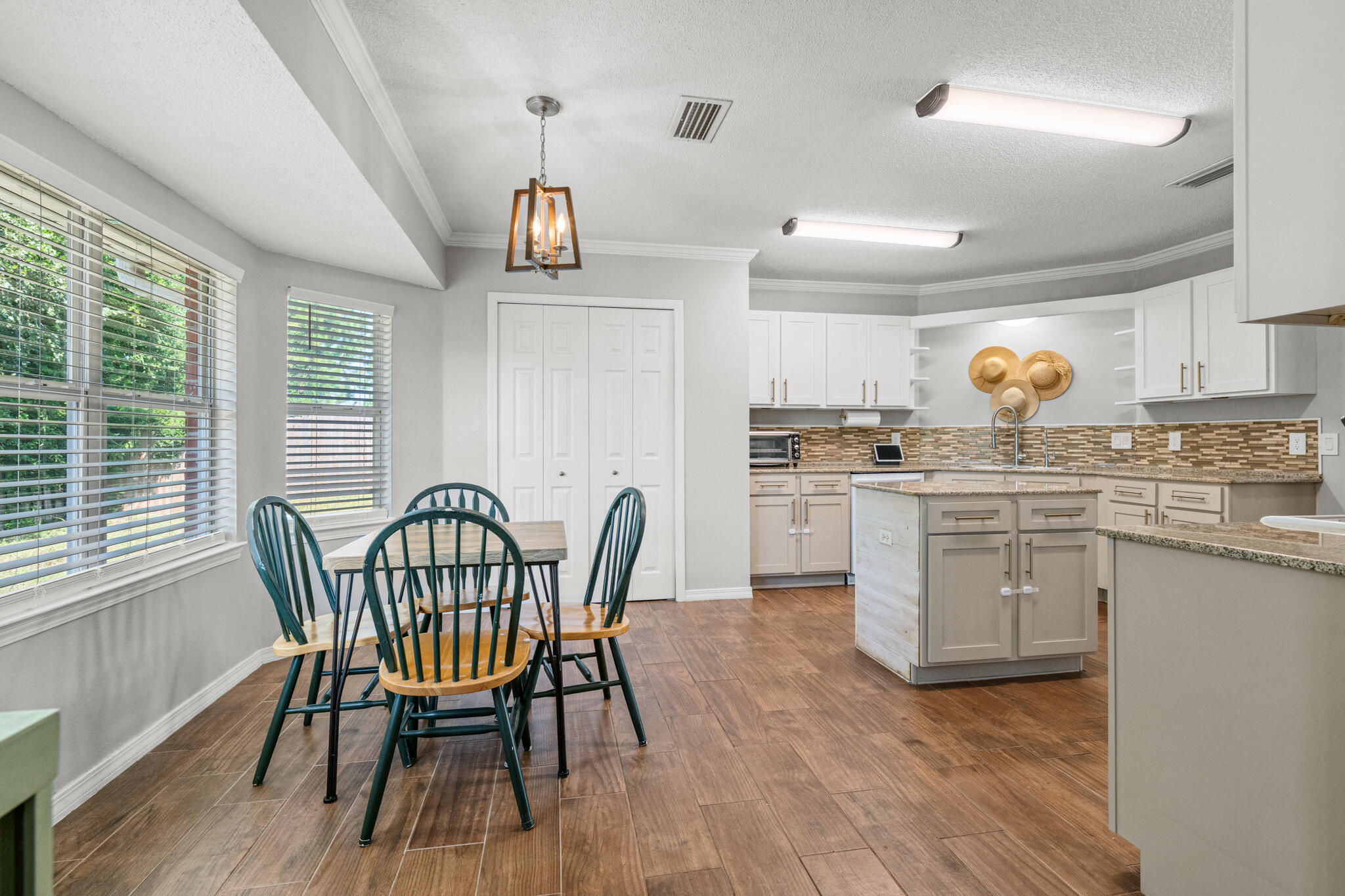 NORTHVIEW ESTATES - Residential