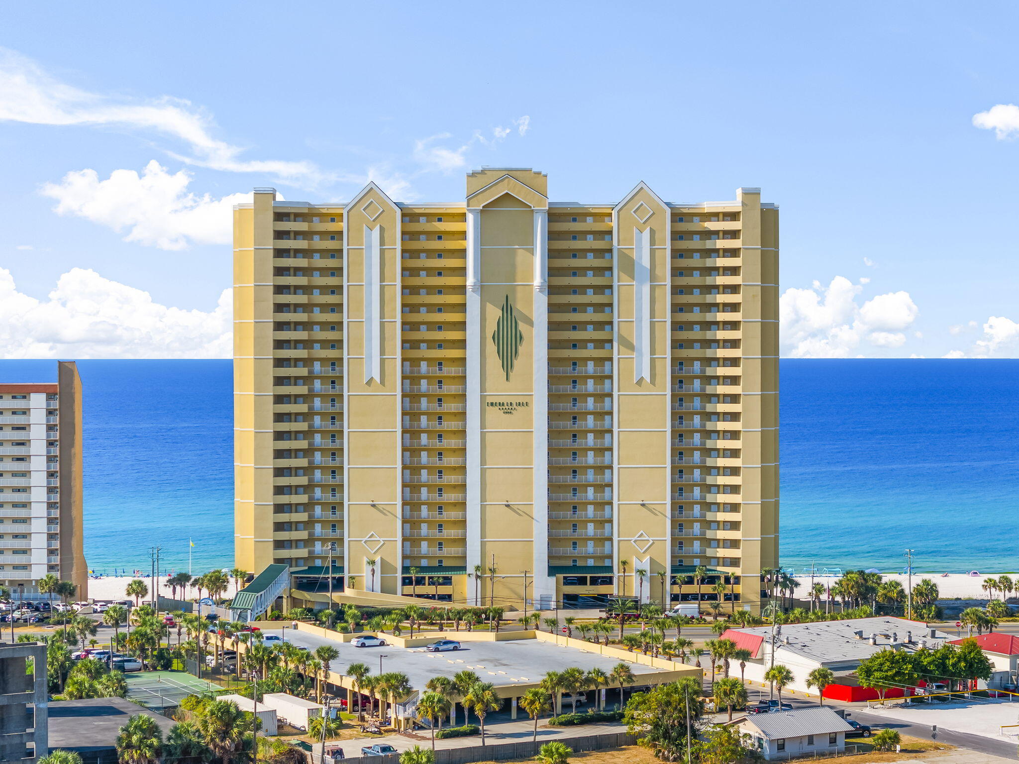 EMERALD ISLE - Residential