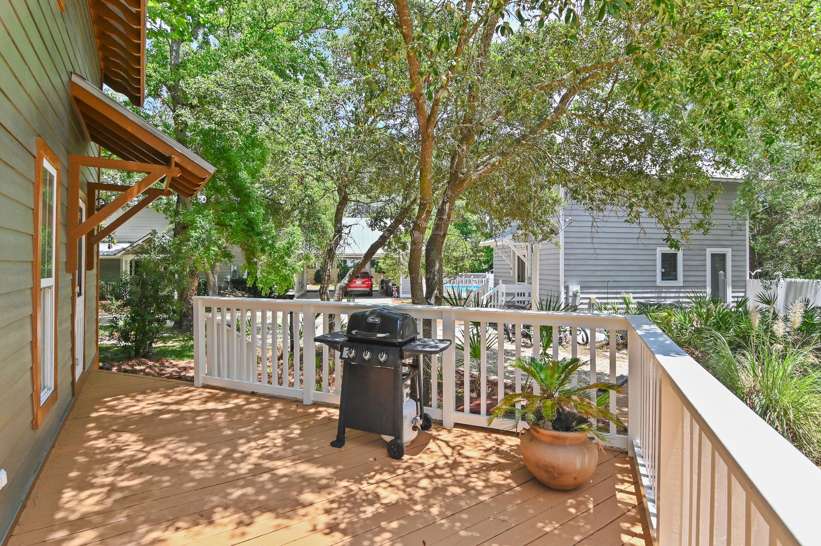 Beachview Woods - Residential