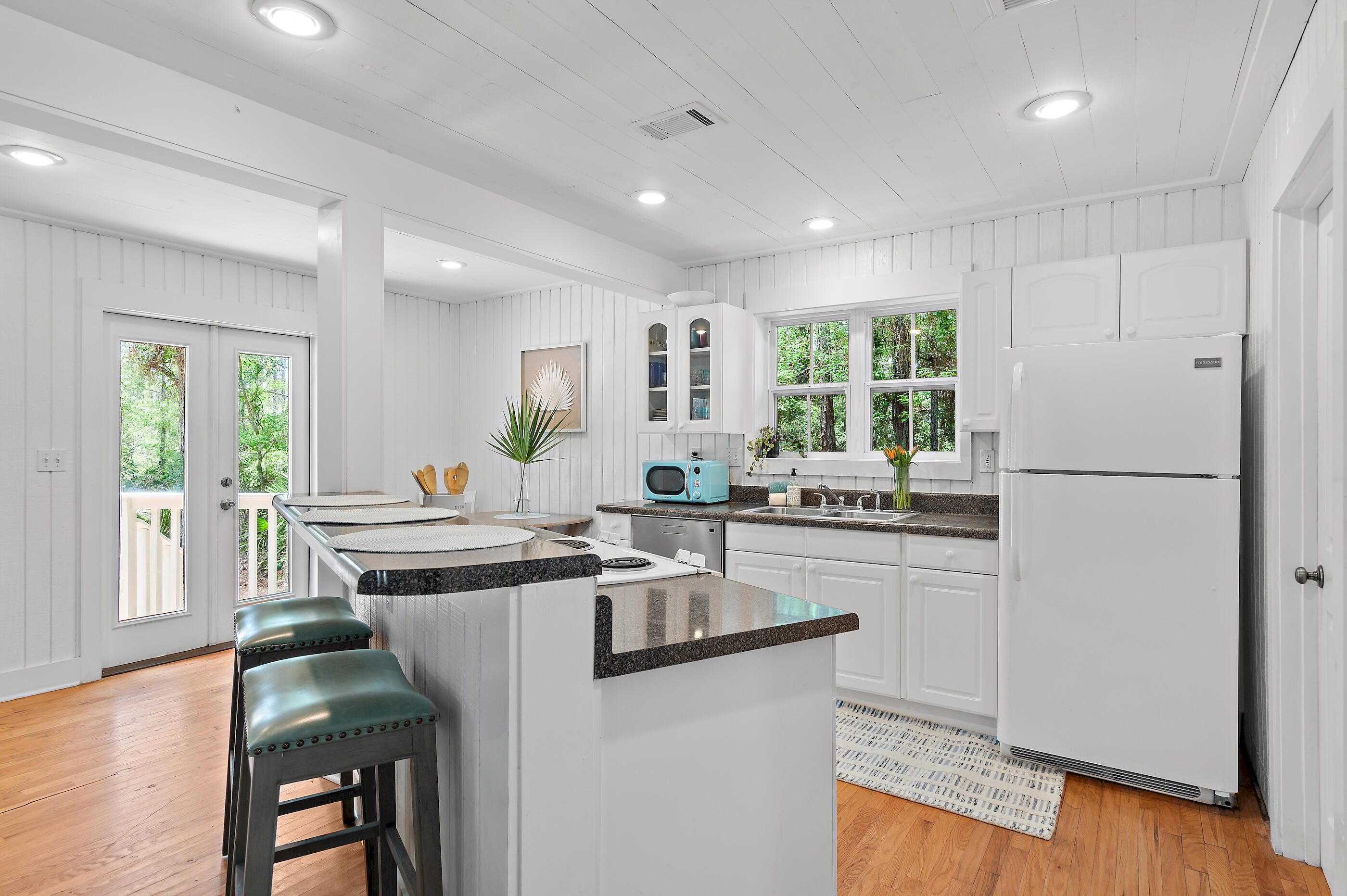 Beachview Woods - Residential