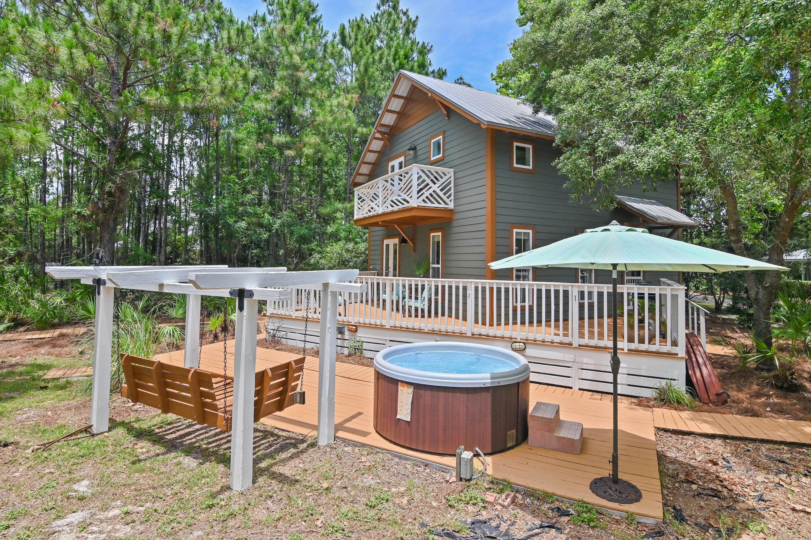 Beachview Woods - Residential