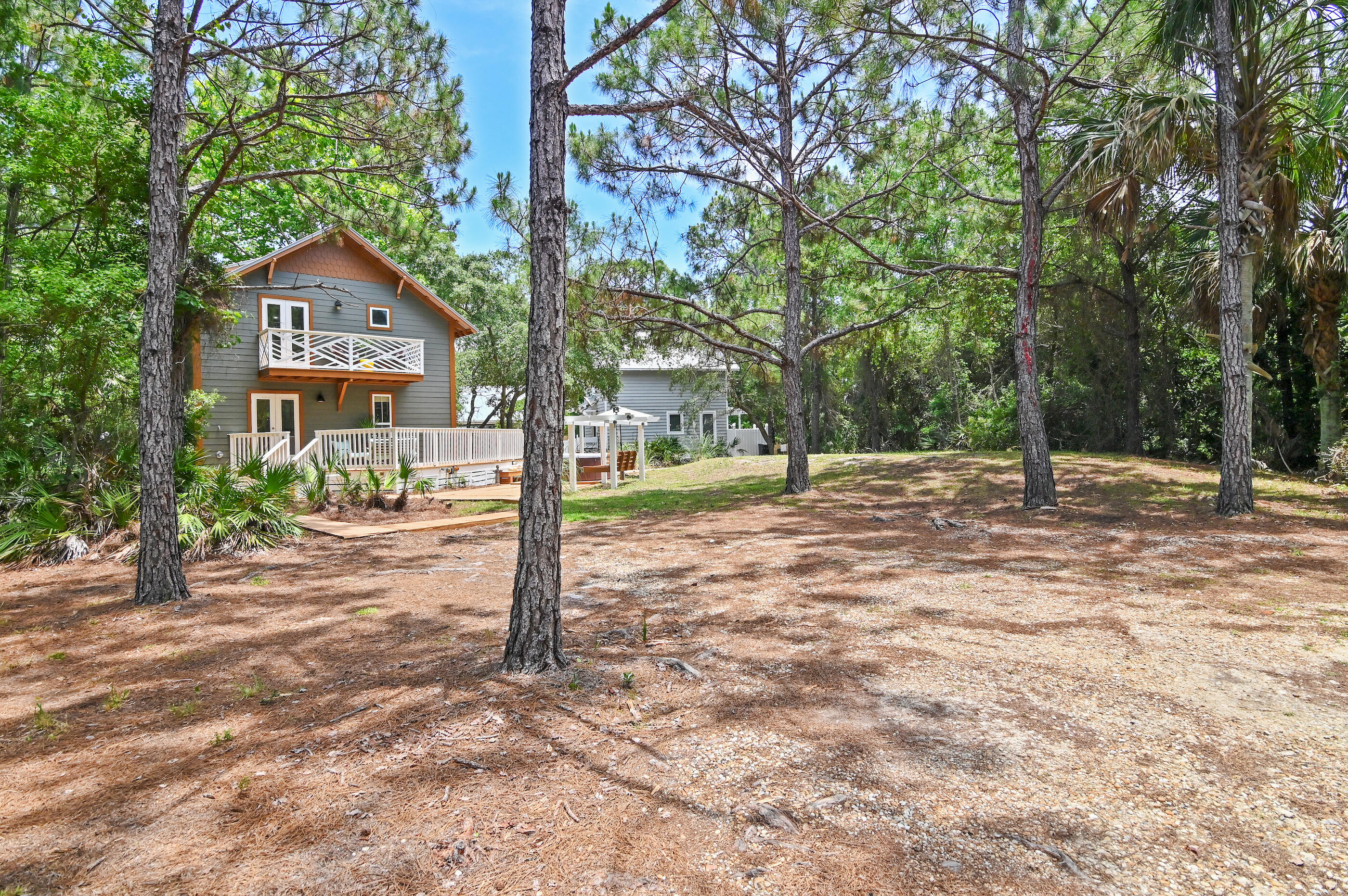 Beachview Woods - Residential