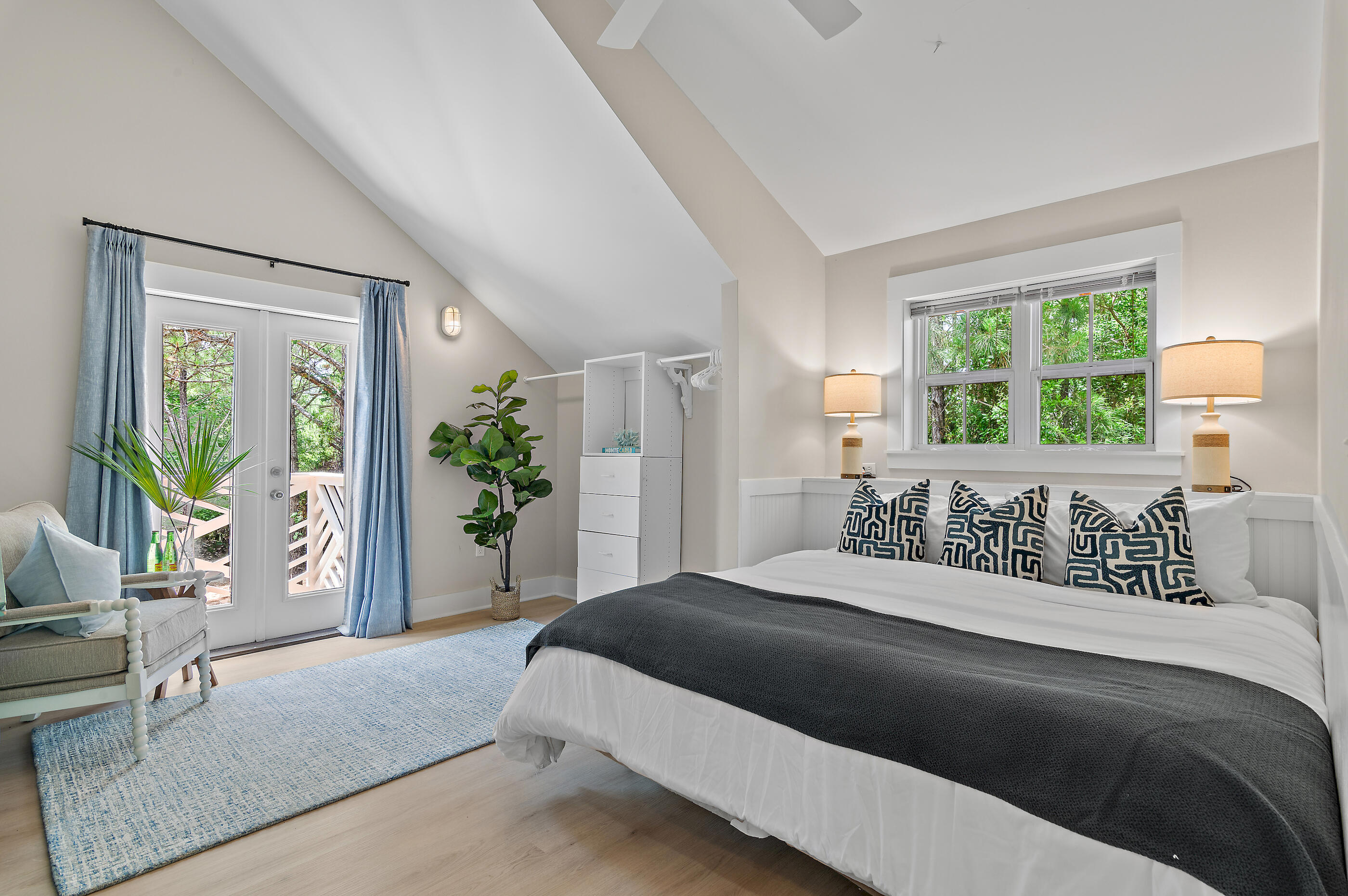Beachview Woods - Residential