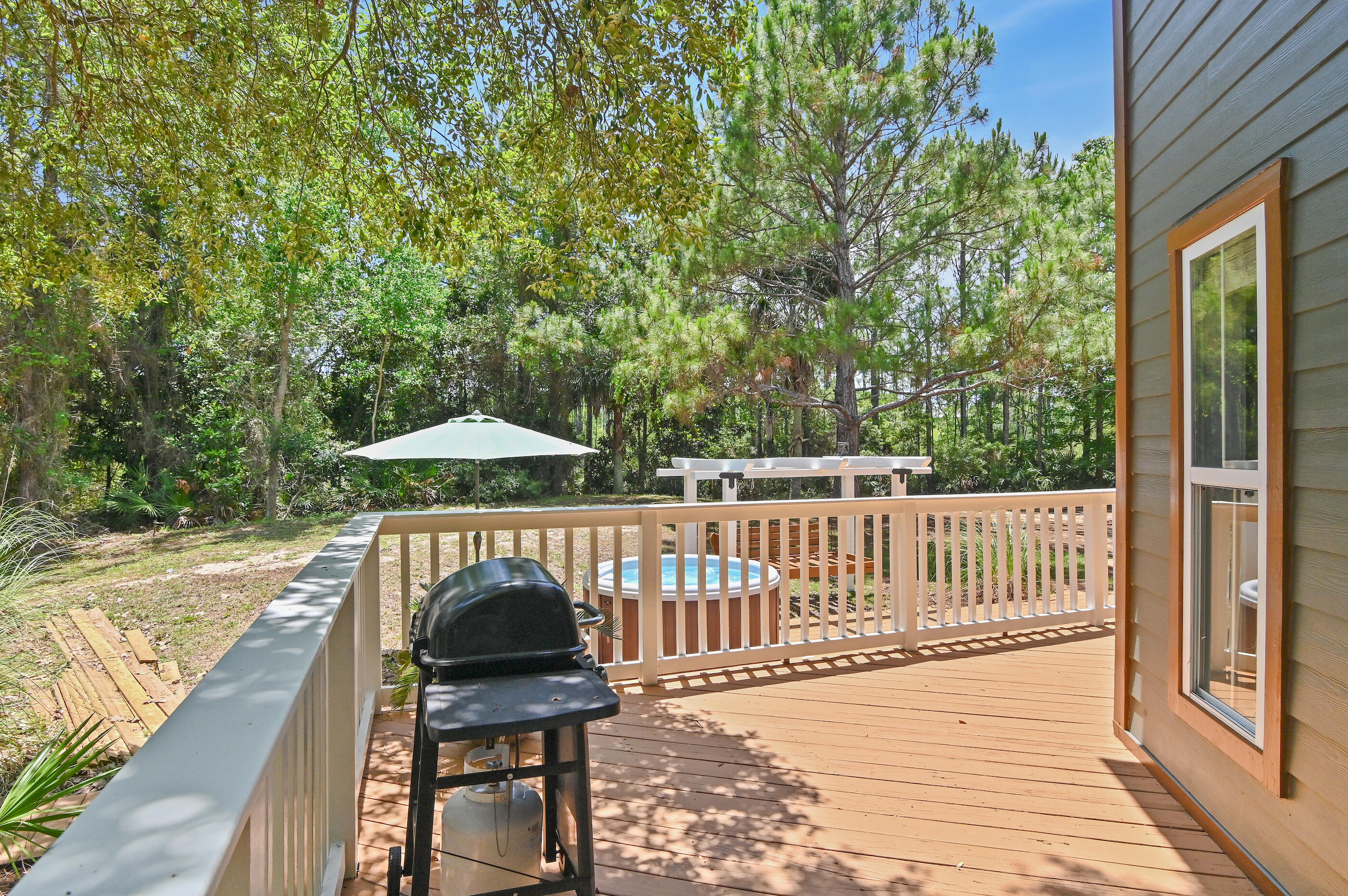 Beachview Woods - Residential
