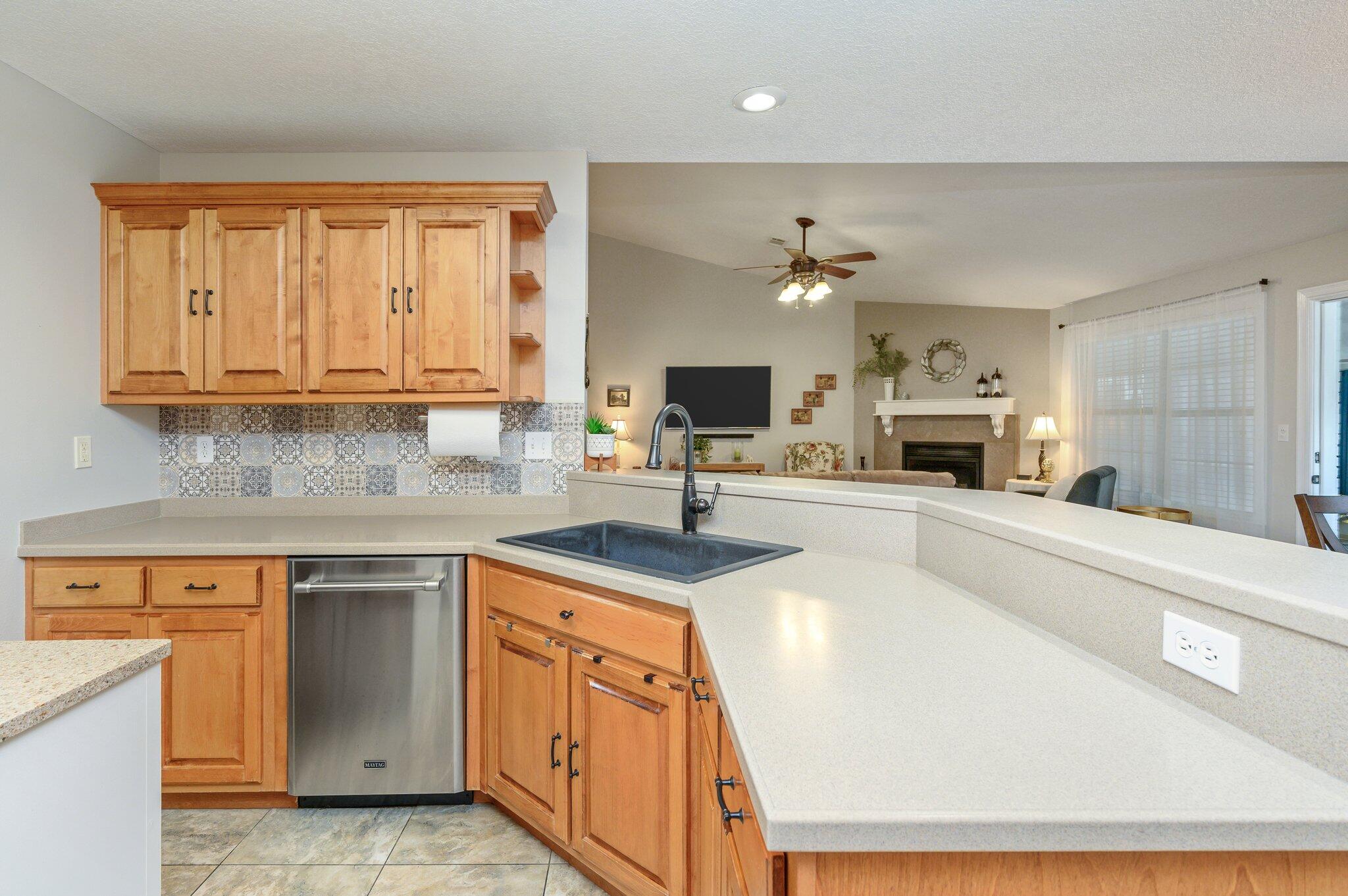 HERITAGE HILLS UNIT 1 - Residential