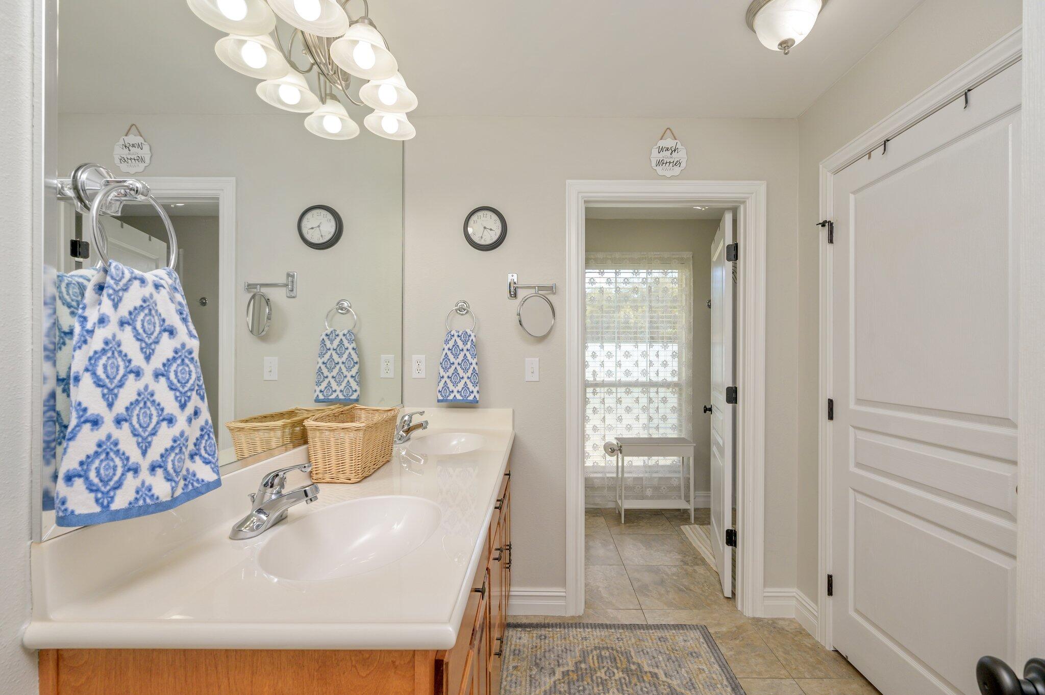 HERITAGE HILLS UNIT 1 - Residential