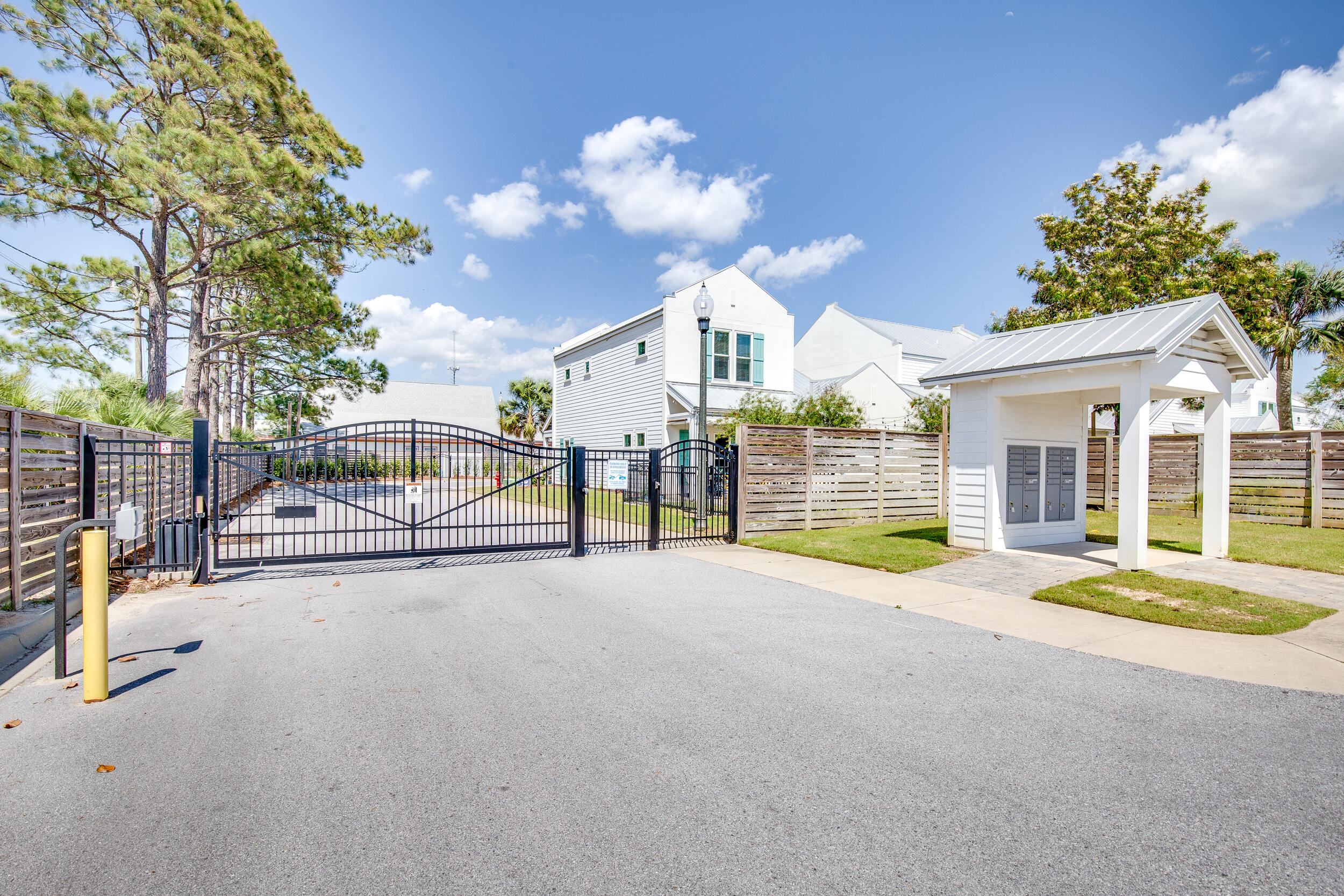 Shorewalk - Residential