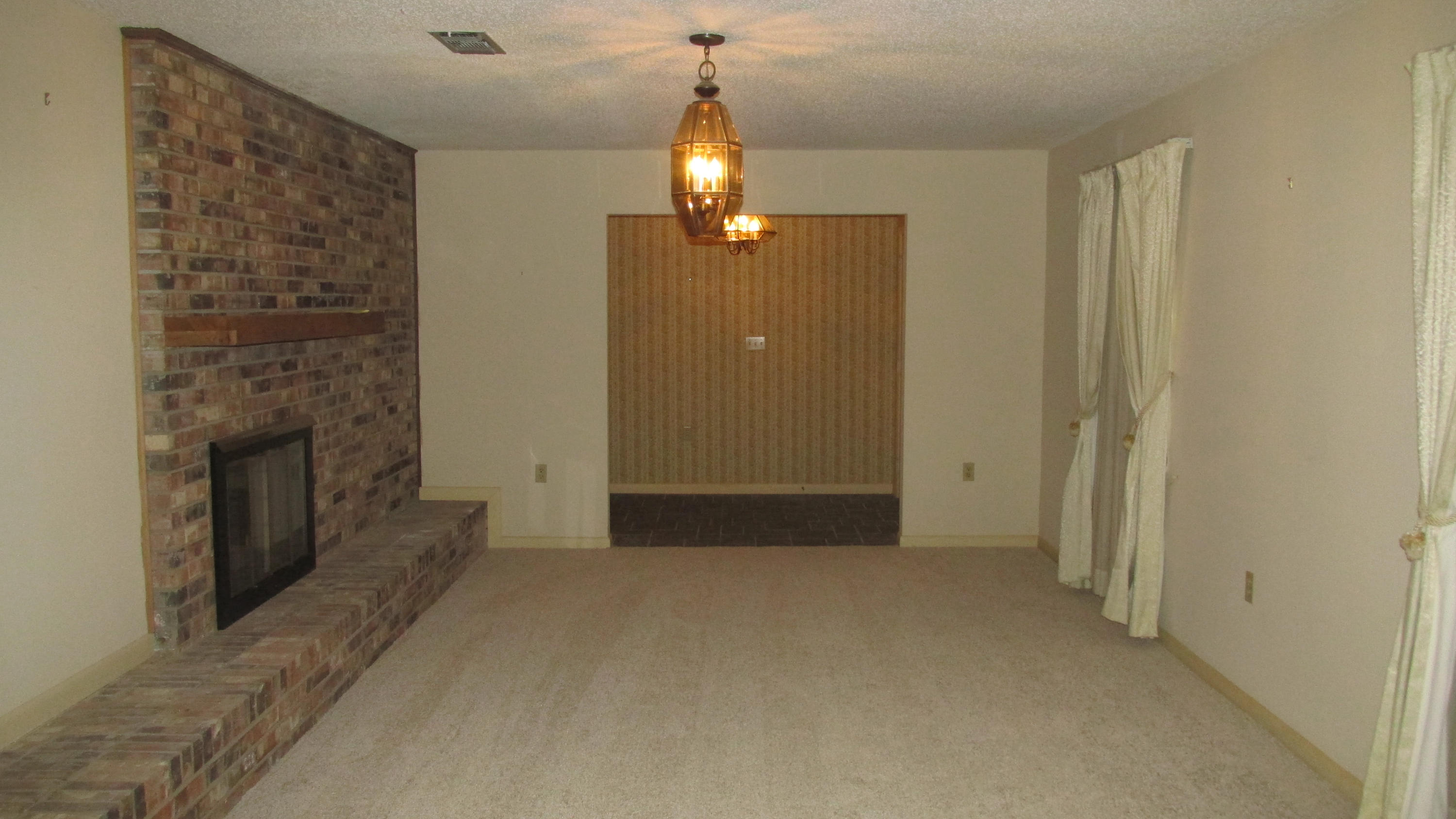 RAINTREE ESTATES - Residential Lease