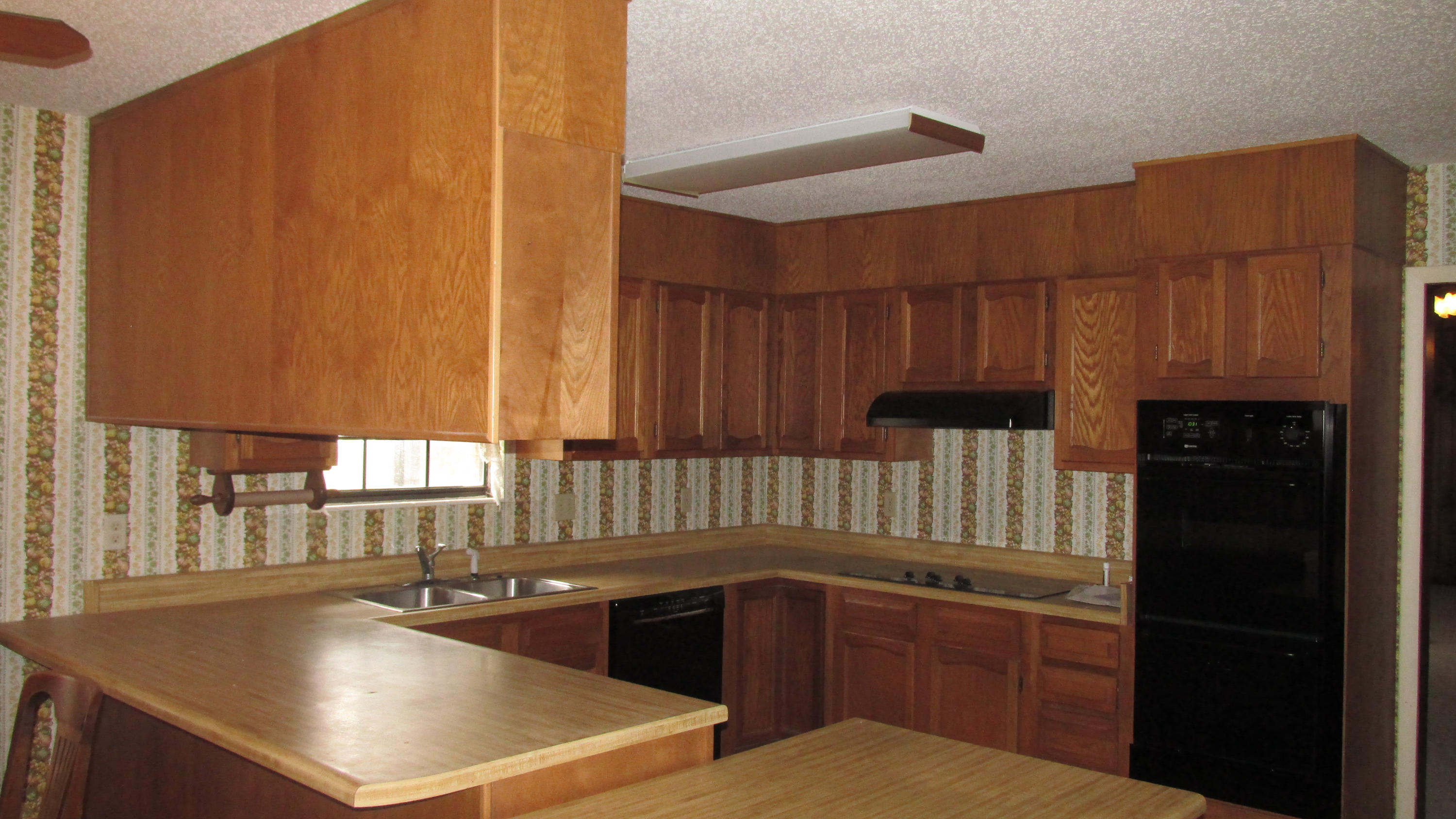 RAINTREE ESTATES - Residential Lease