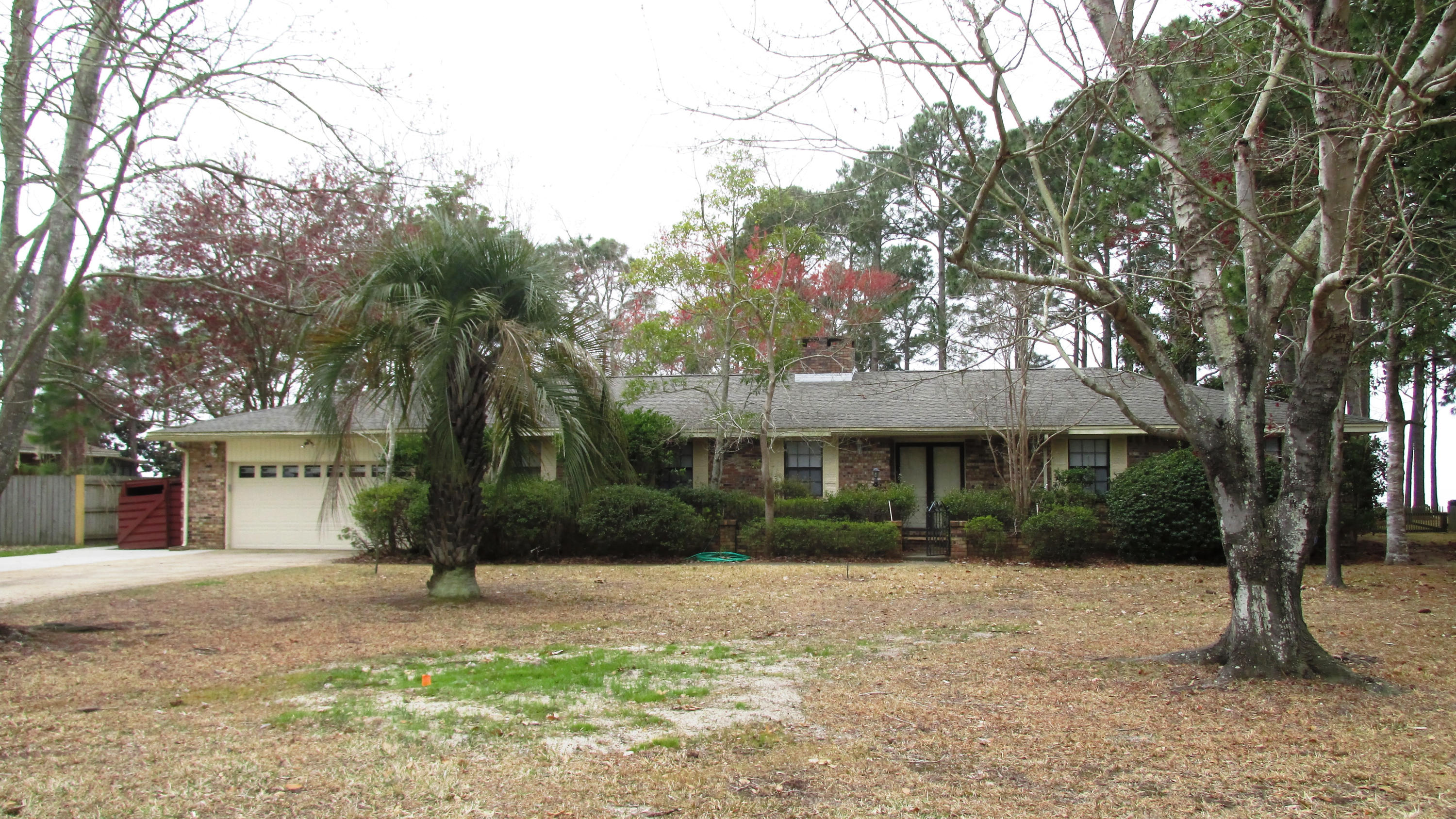 RAINTREE ESTATES - Residential Lease