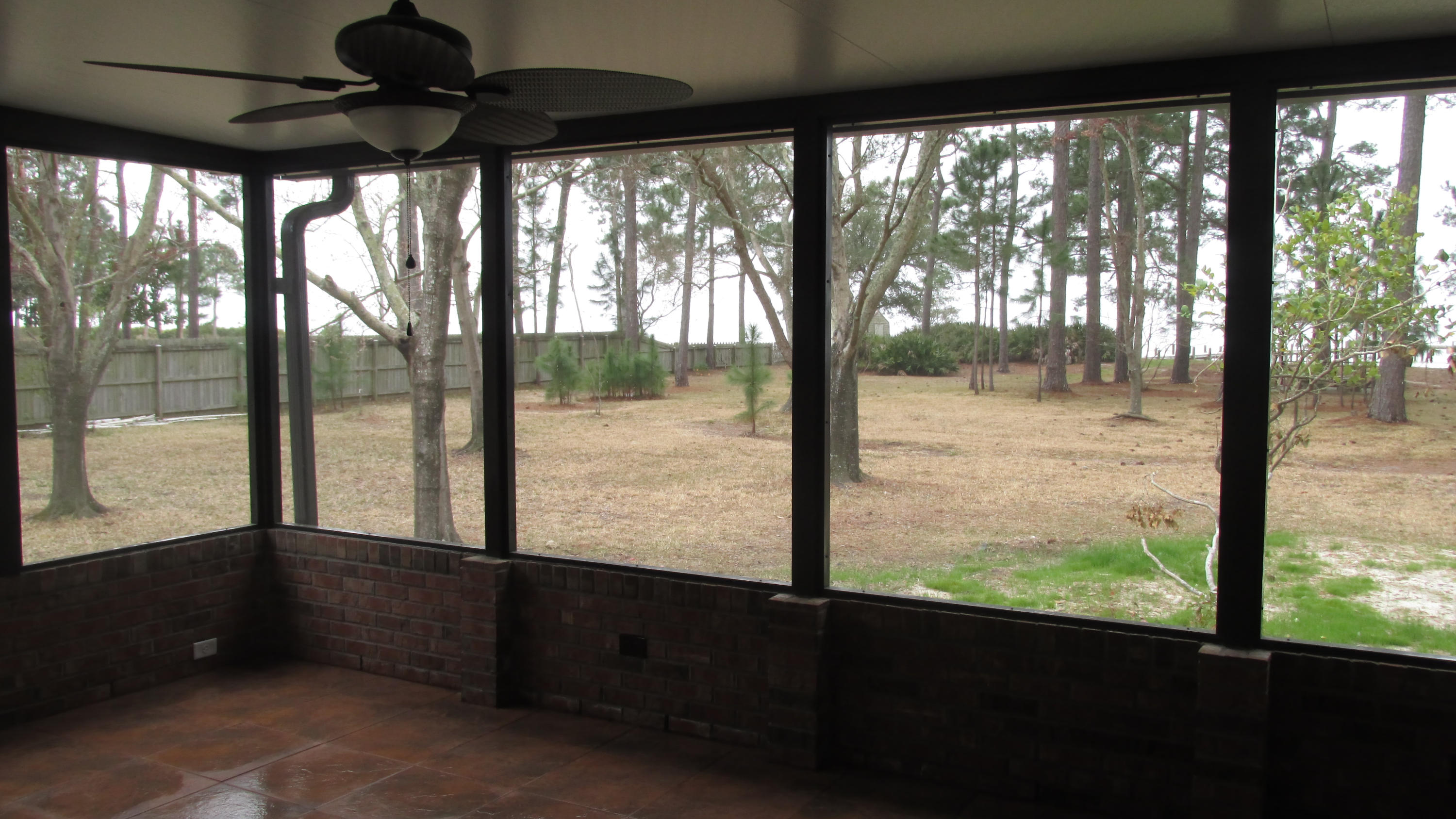 RAINTREE ESTATES - Residential Lease