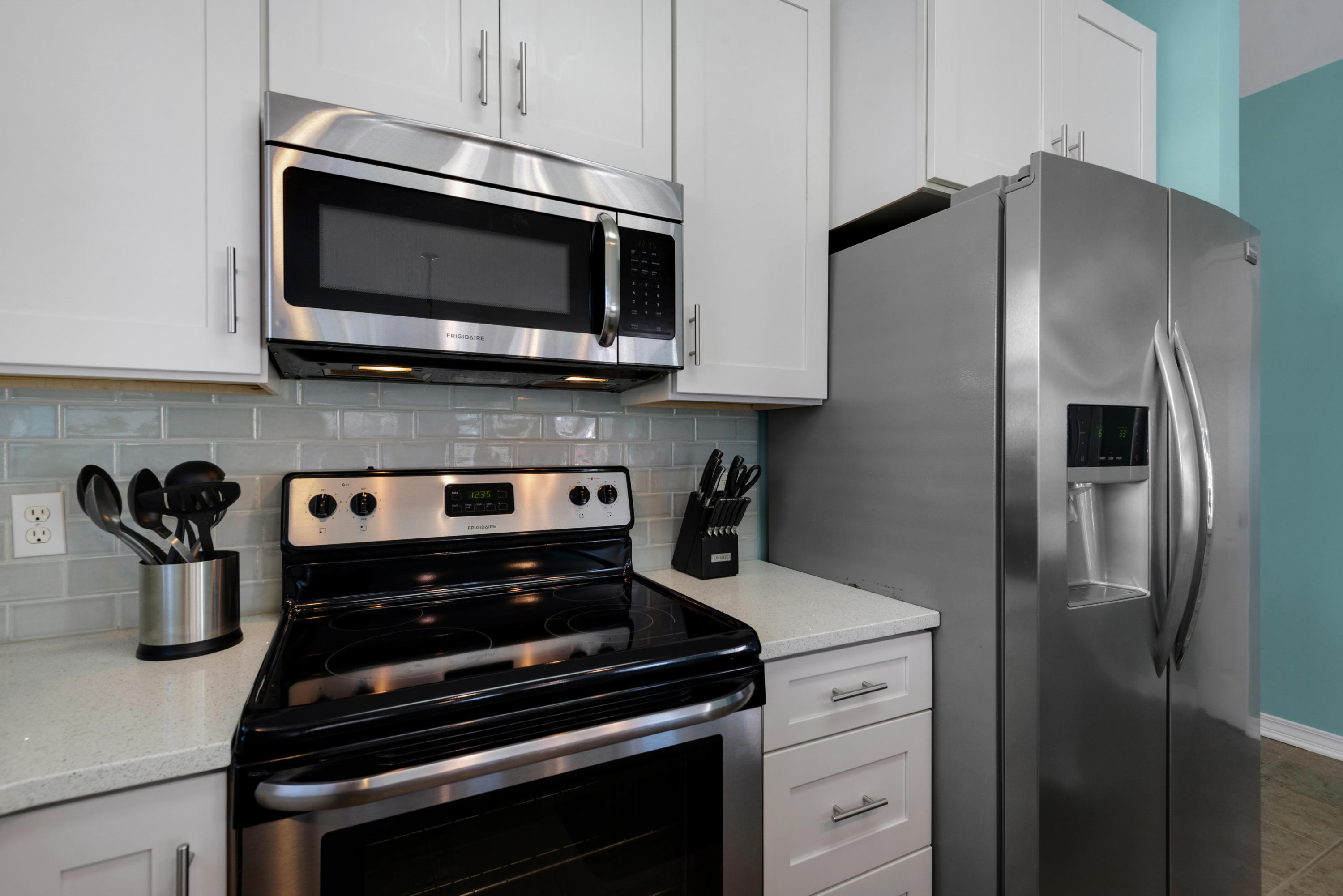 CRYSTAL BEACH - Residential