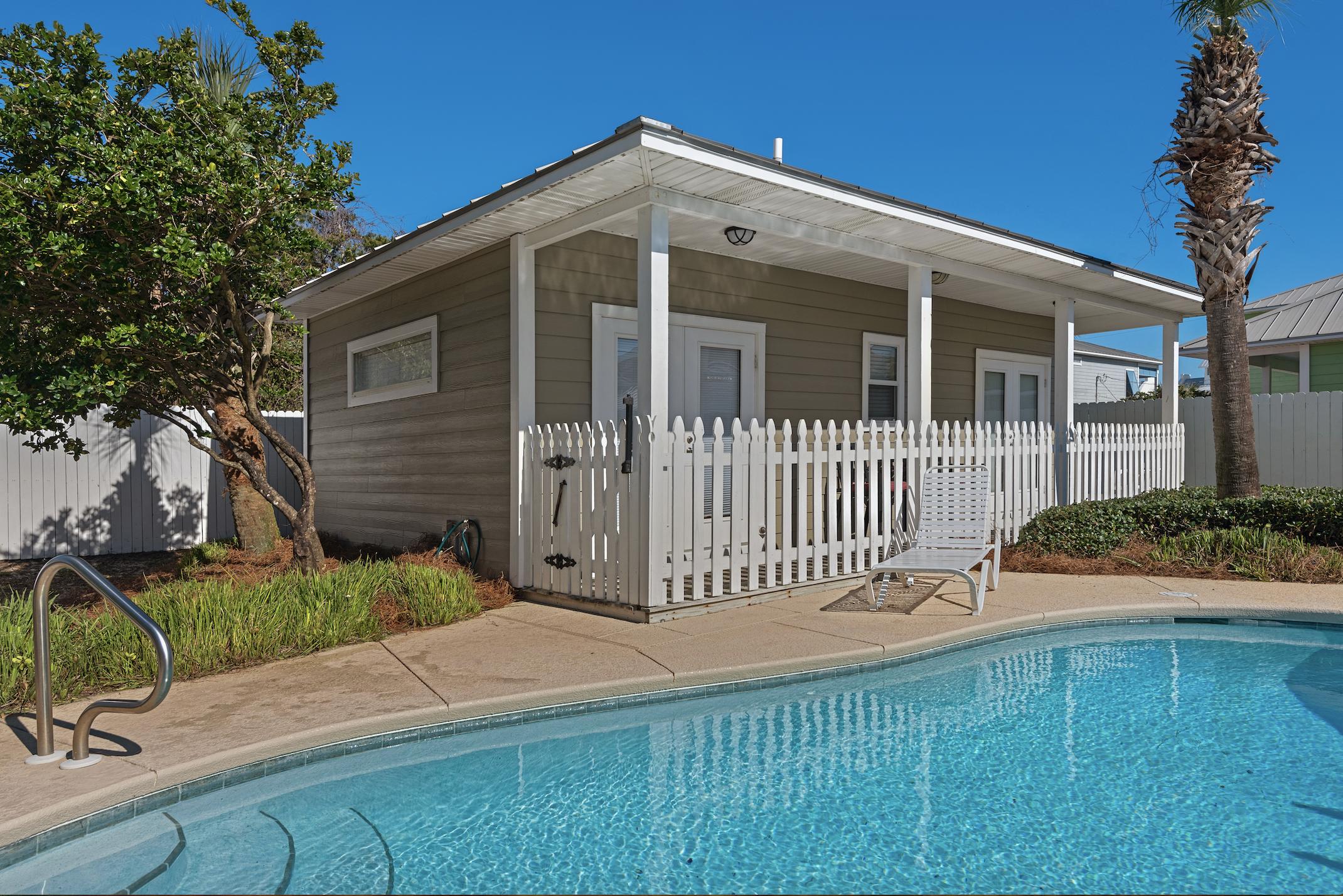 CRYSTAL BEACH - Residential