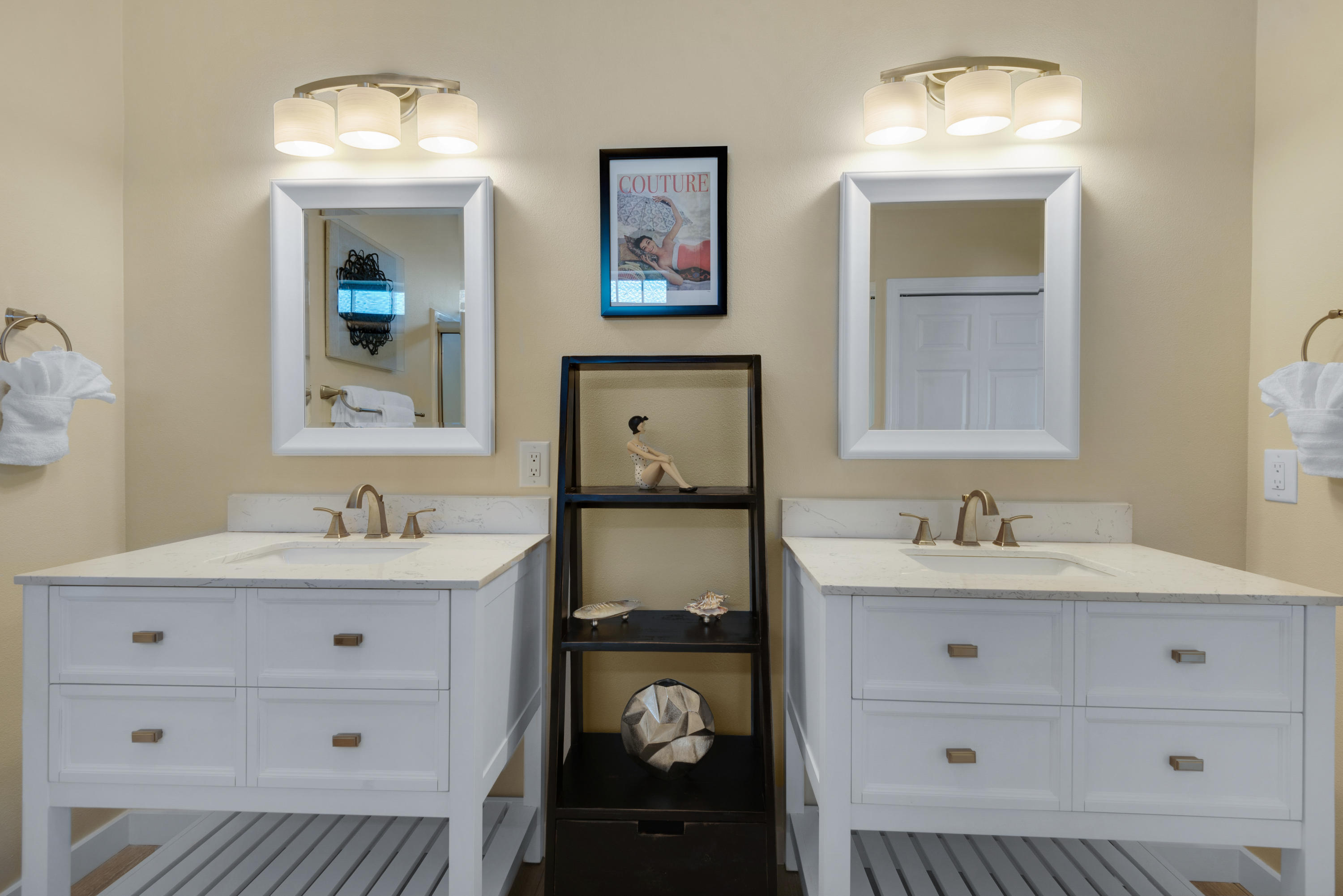 CRYSTAL BEACH - Residential