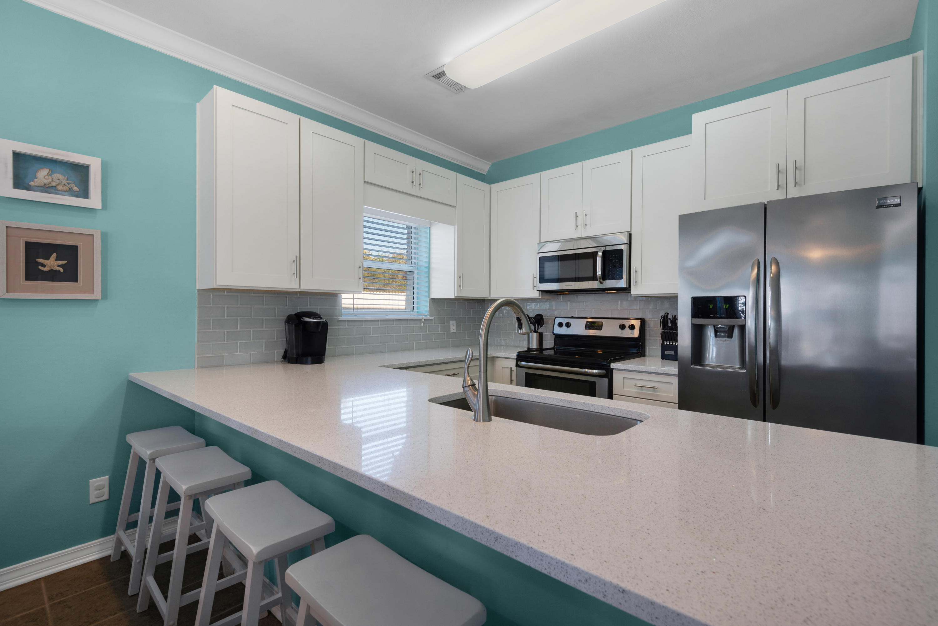 CRYSTAL BEACH - Residential