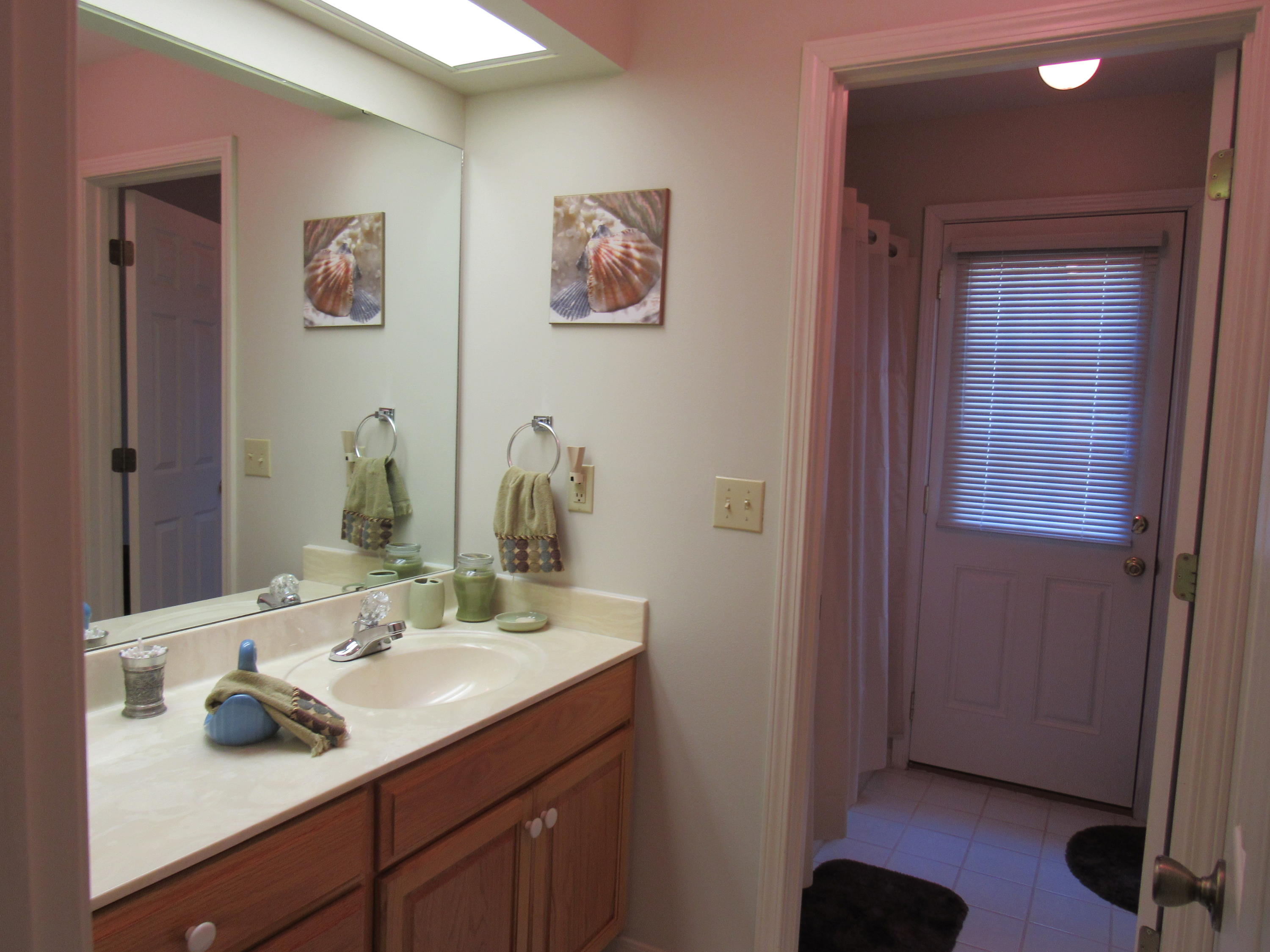 CARIBBEAN EAST - Residential