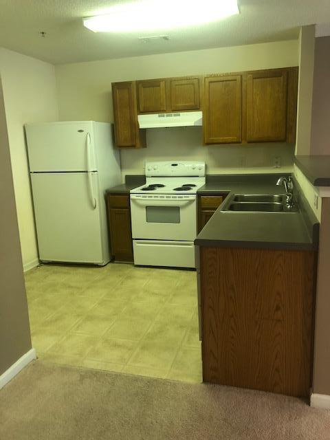 ROLLING PINES - Residential Lease