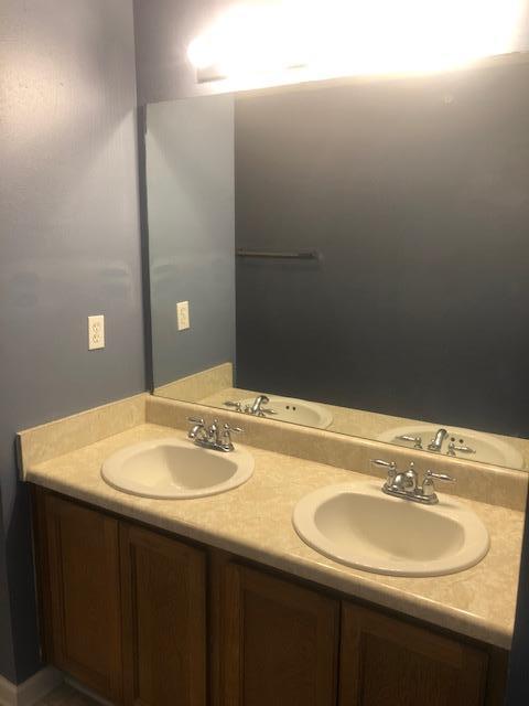 ROLLING PINES - Residential Lease